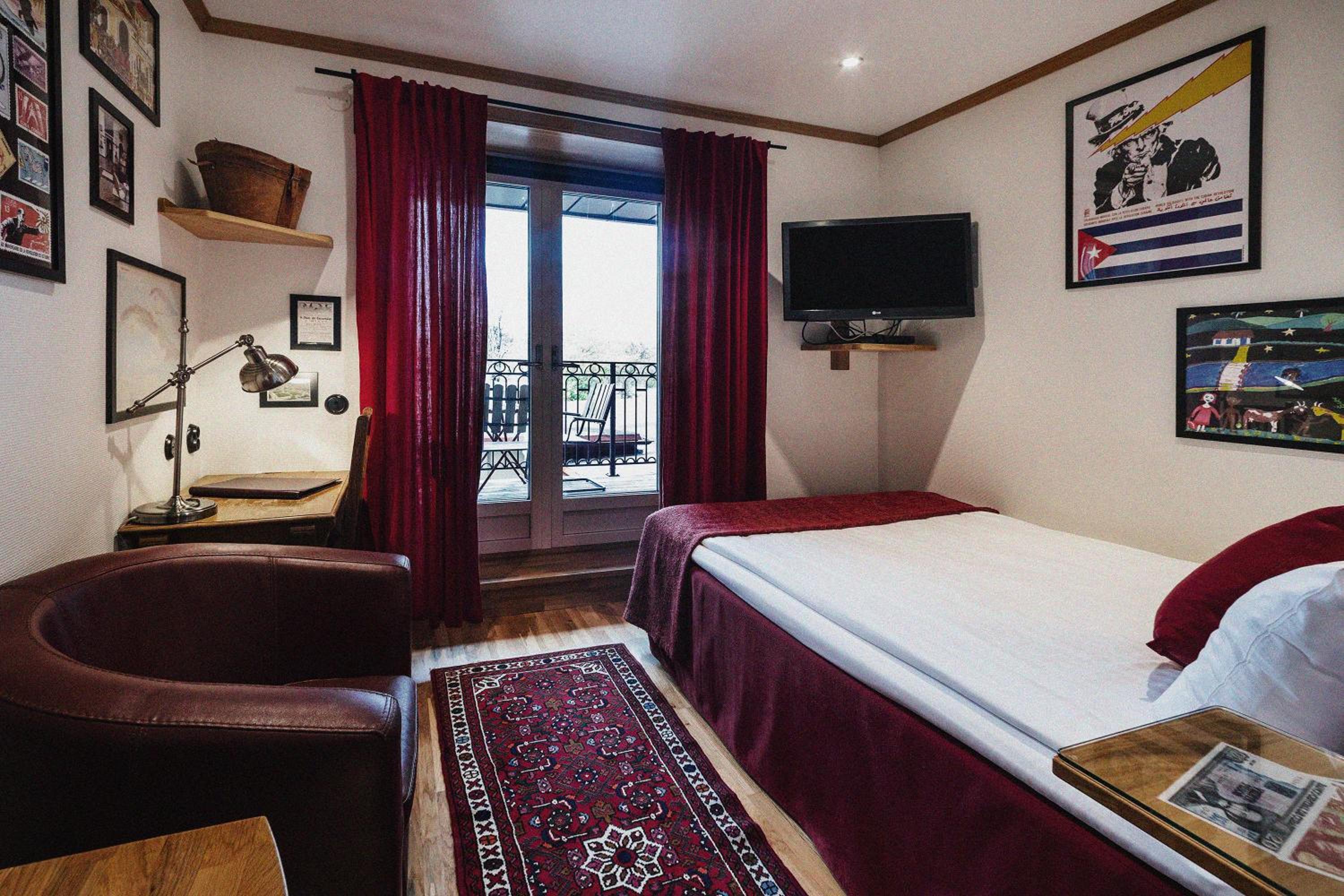 Small Double Room (Excluding Spa) photo 2