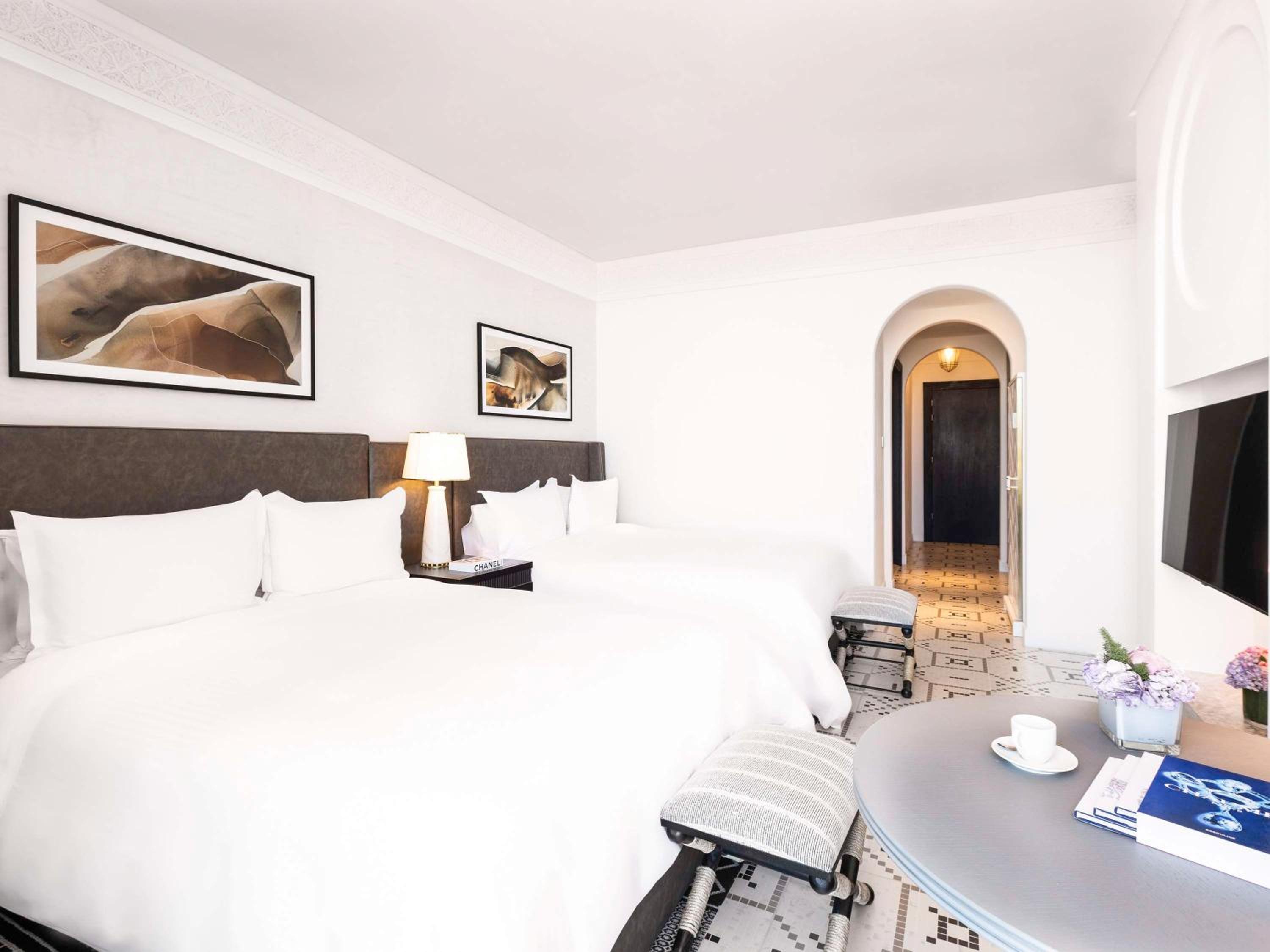 Fairmont Gold Room with Two Queen Beds - Photo 6