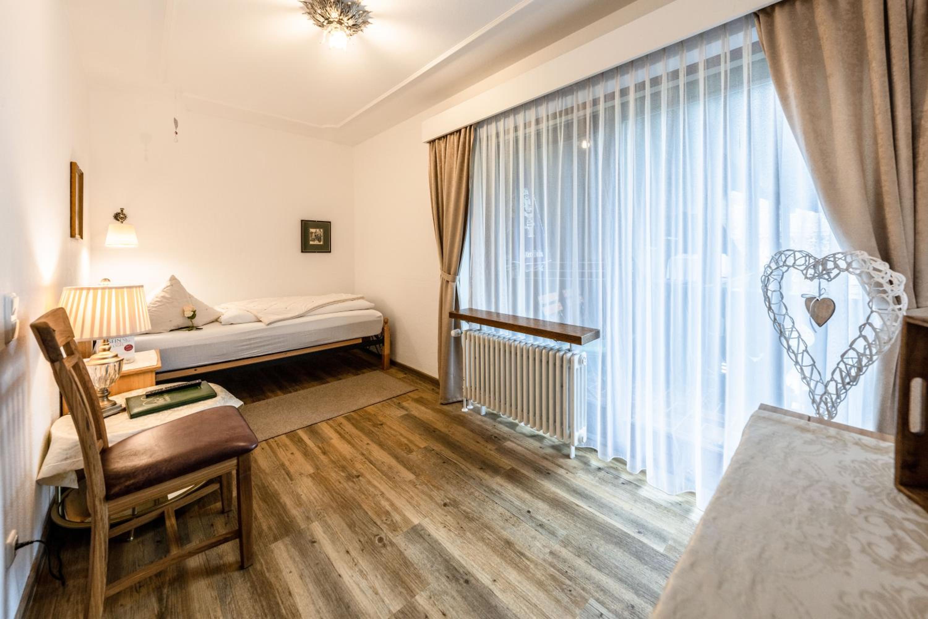 Single Room photo 2