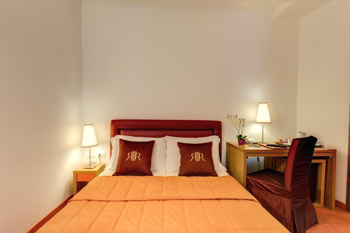 Classic Double Room photo 3
