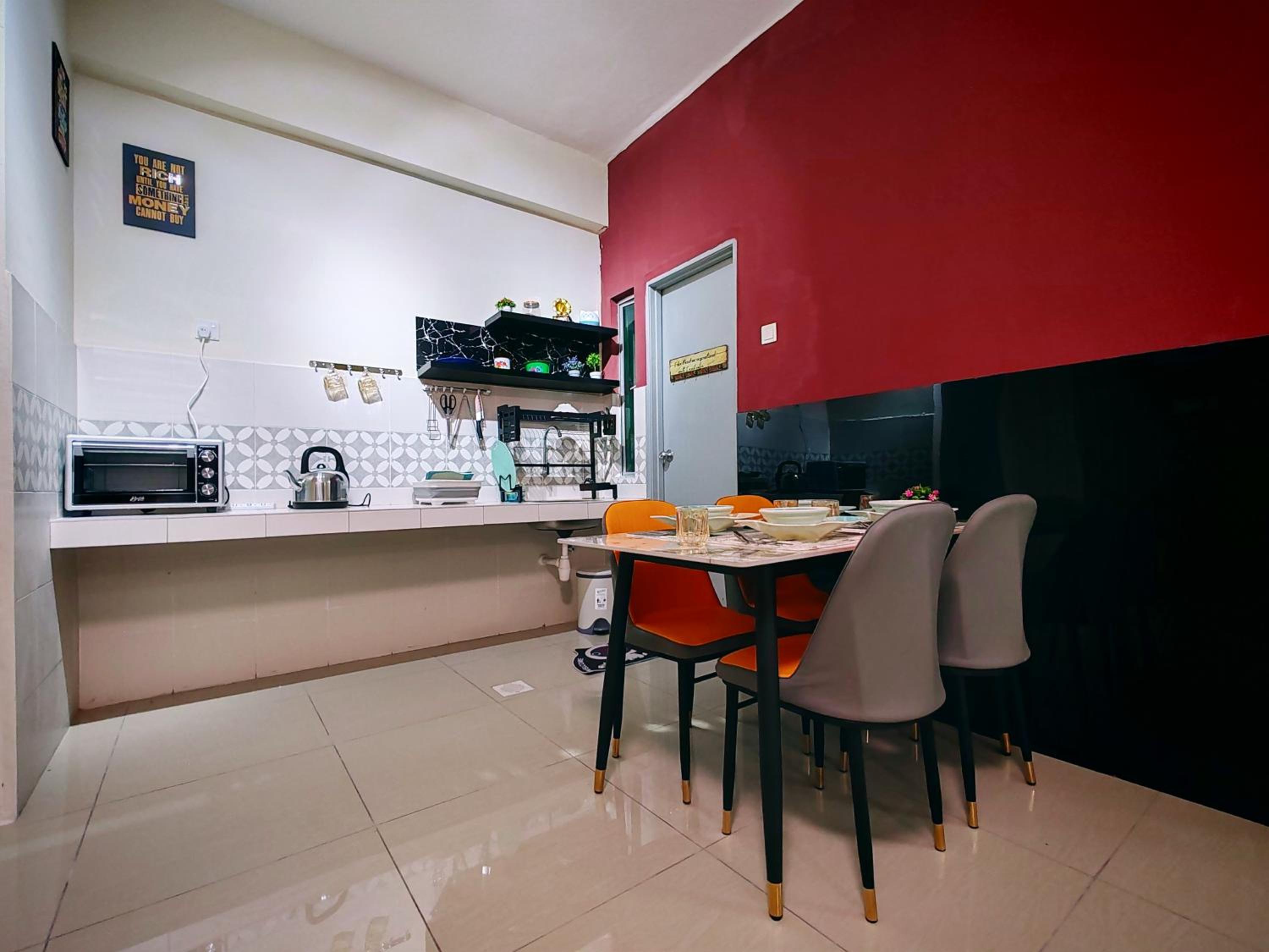 Three-Bedroom Apartment - Photo 9
