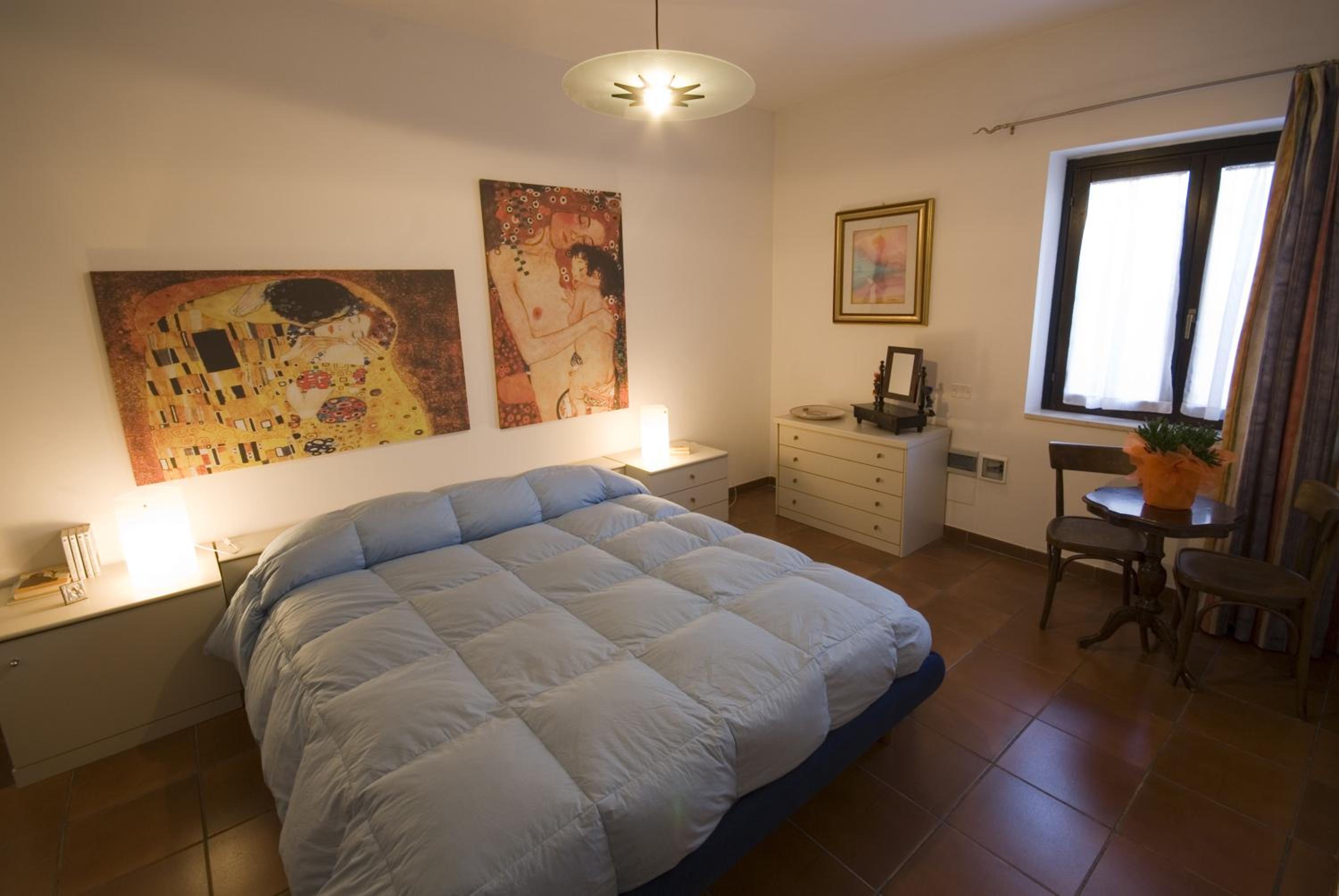 Double Room (1 Adult + 1 Child)