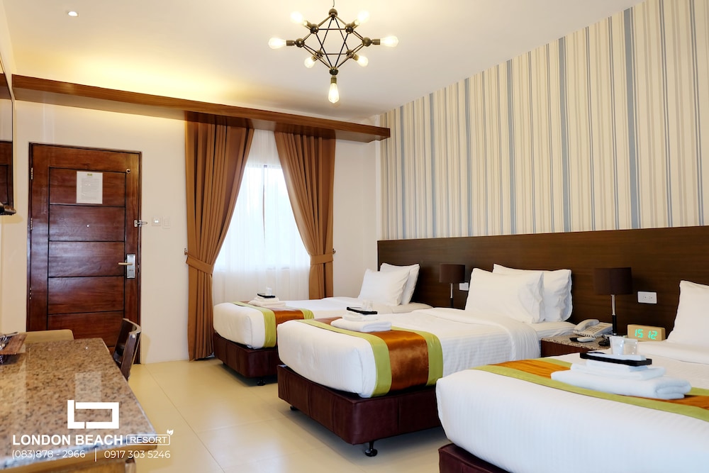 Standard Room, 3 Bedrooms, Non Smoking, Garden View
