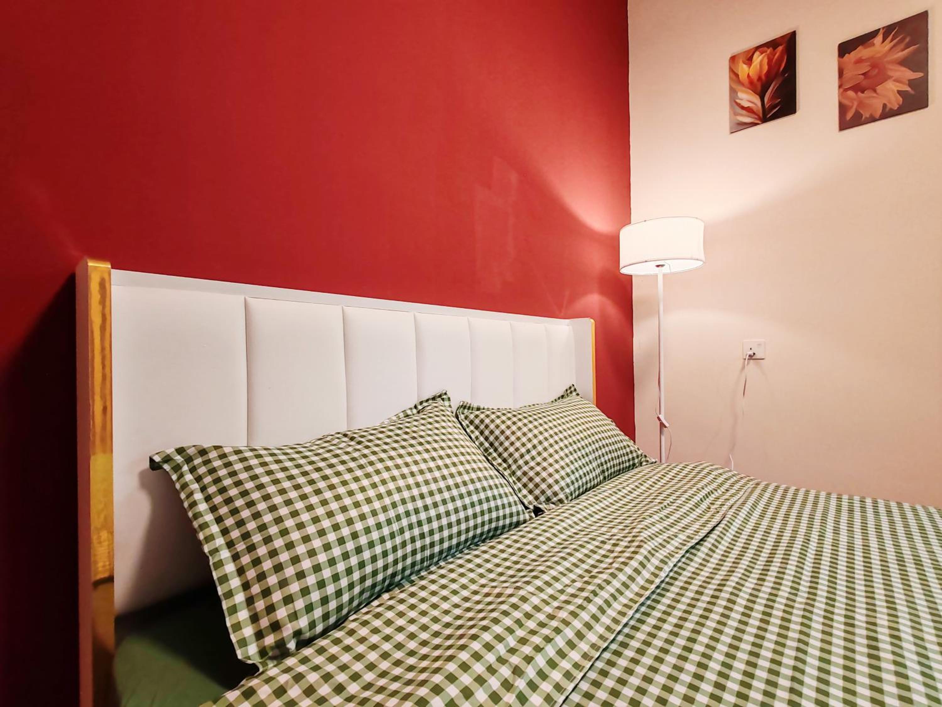 Three-Bedroom Apartment - Photo 115