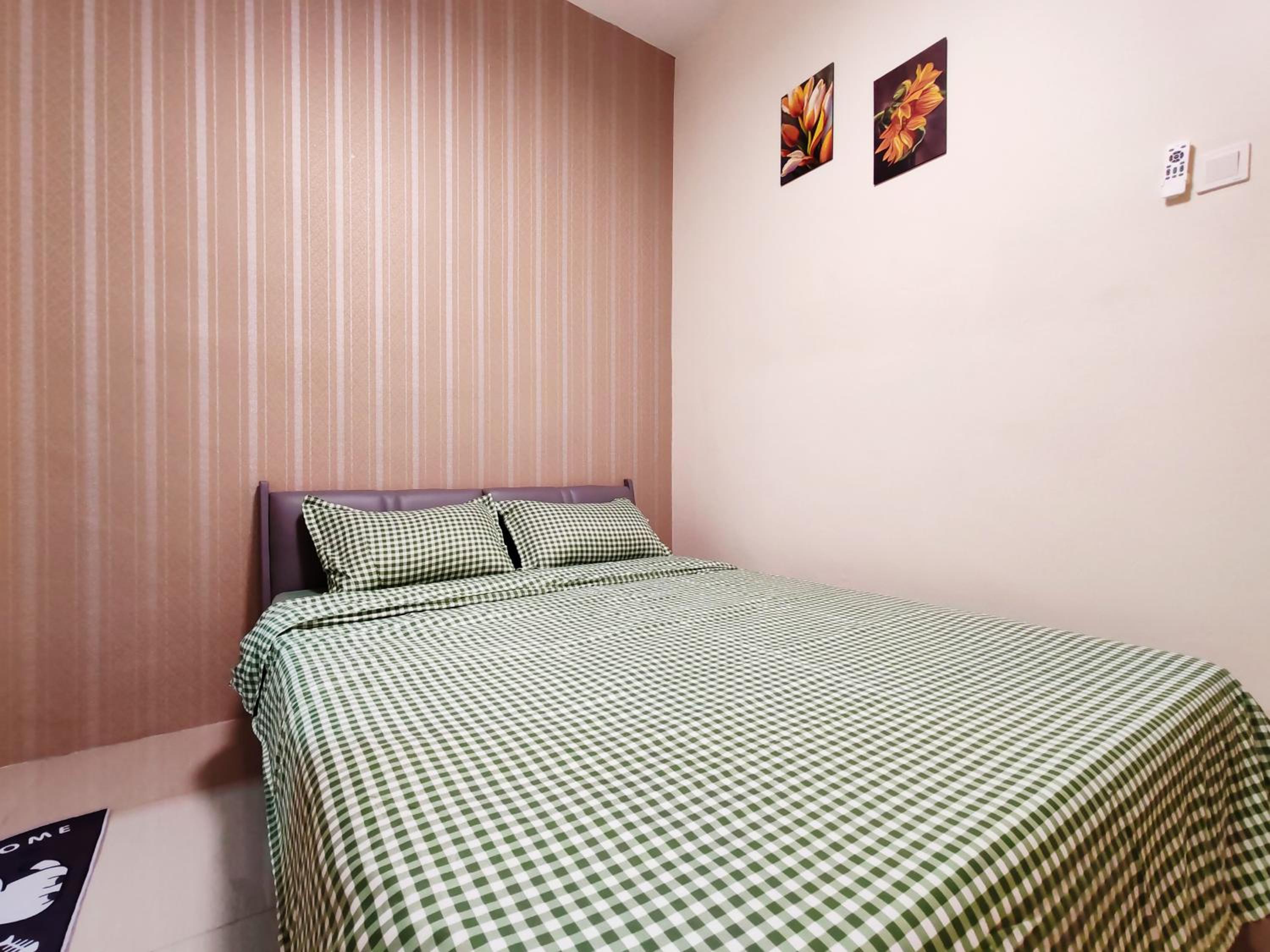 Three-Bedroom Apartment - Photo 120