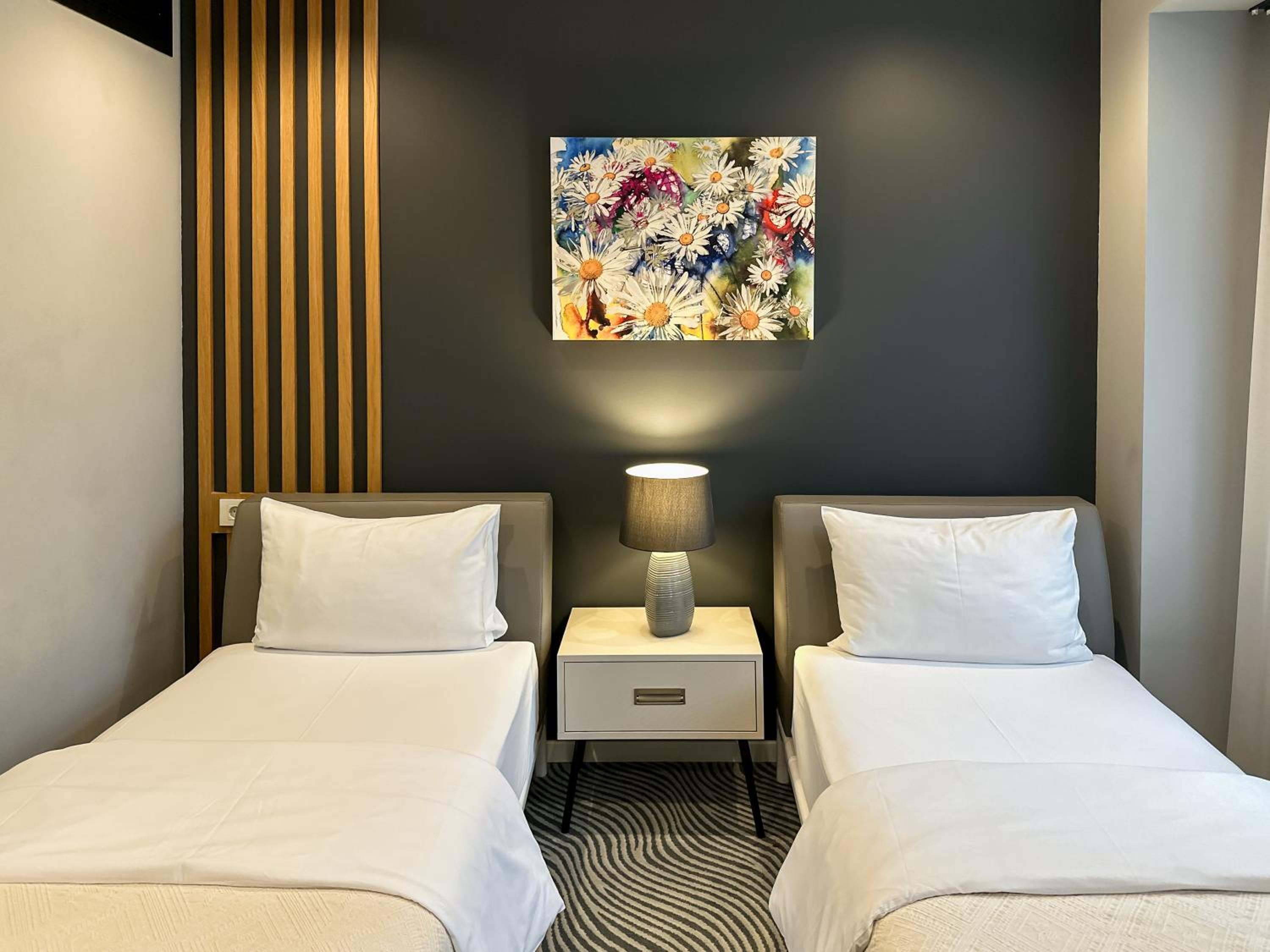 Standard Double Room - Photo 2