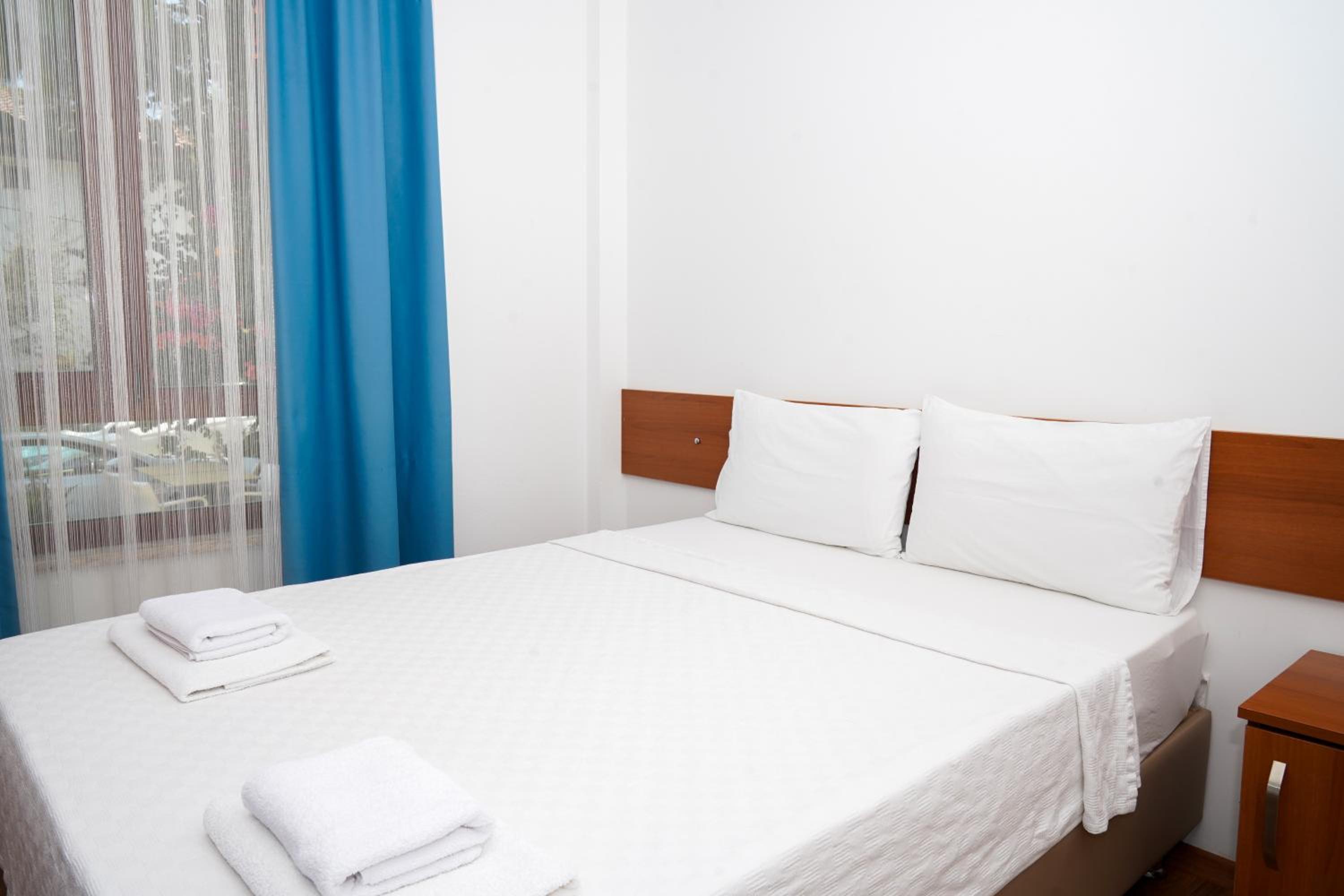 Standard Double Room photo 3