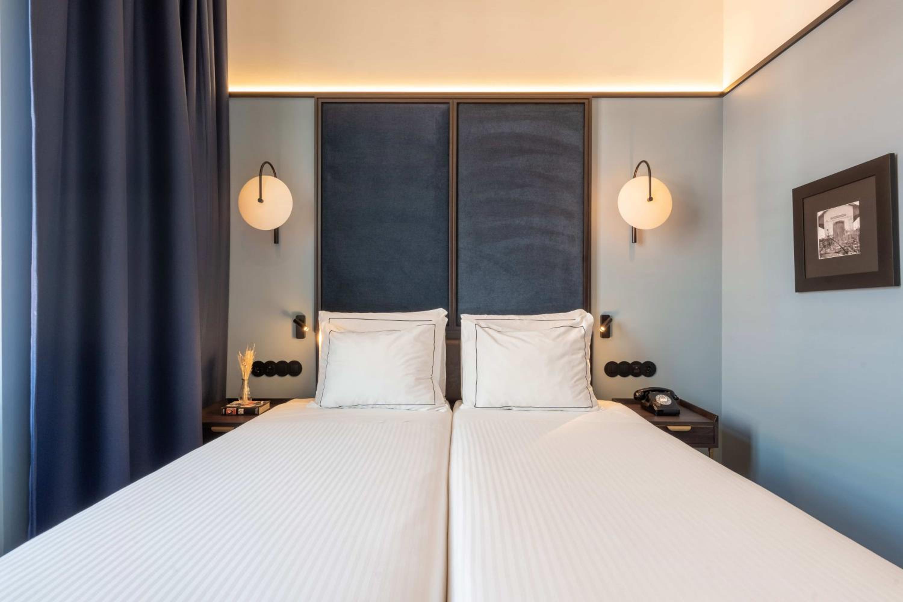 Twin Room Station View