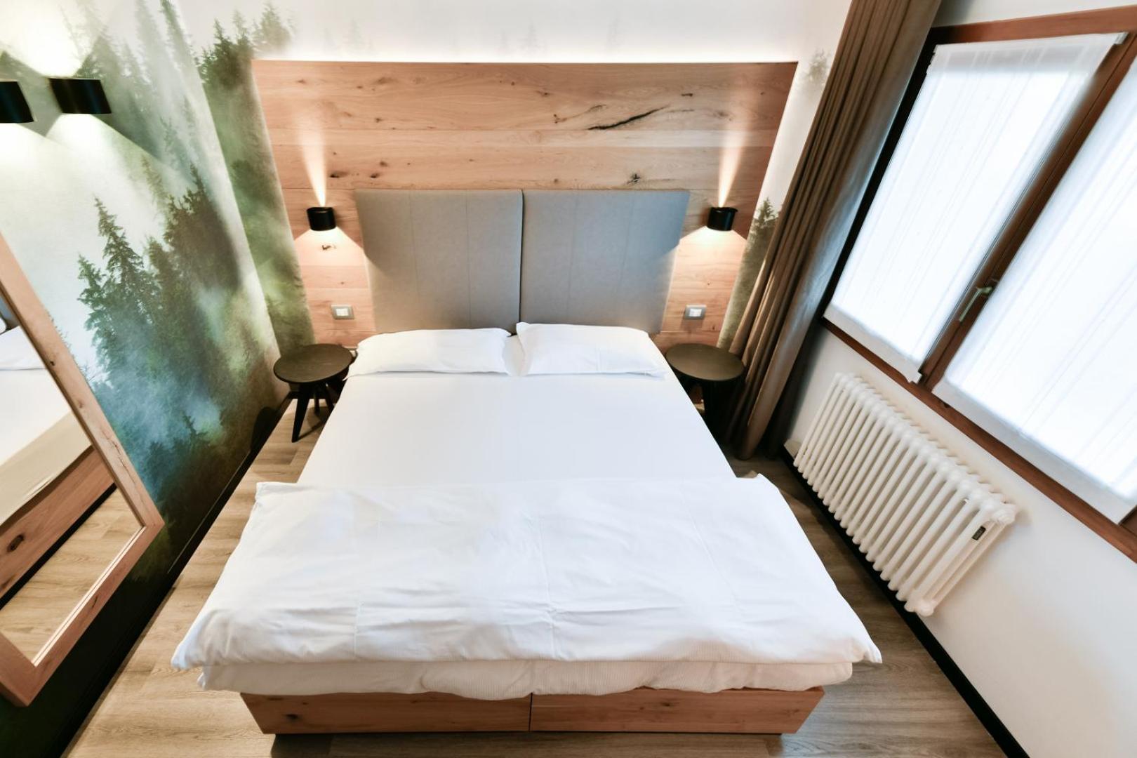 Suite with Balcony - Photo 6