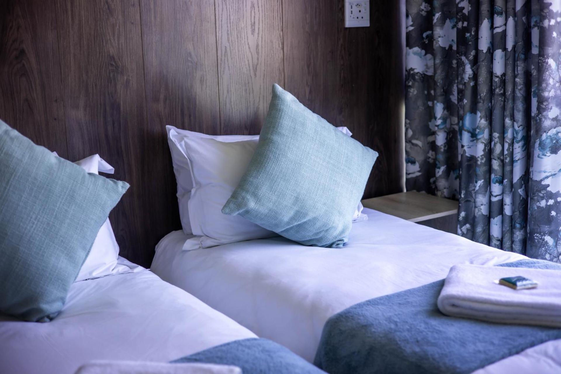 Double Or Twin Room With Bathroom photo 1