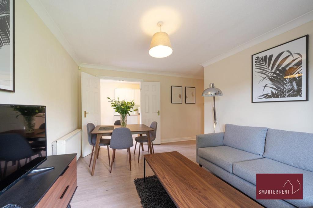 Apartment photo 3