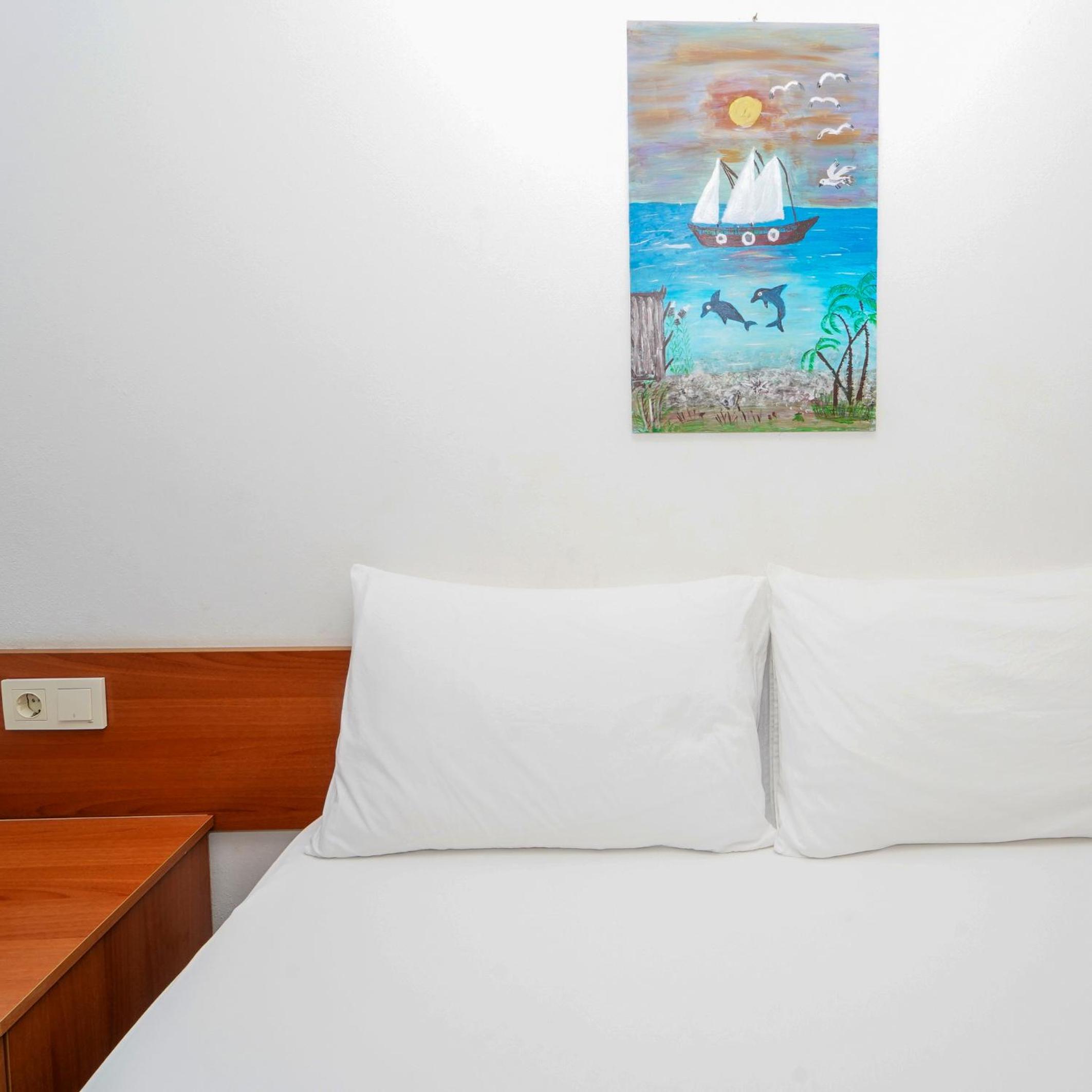 Deluxe King Room photo 3