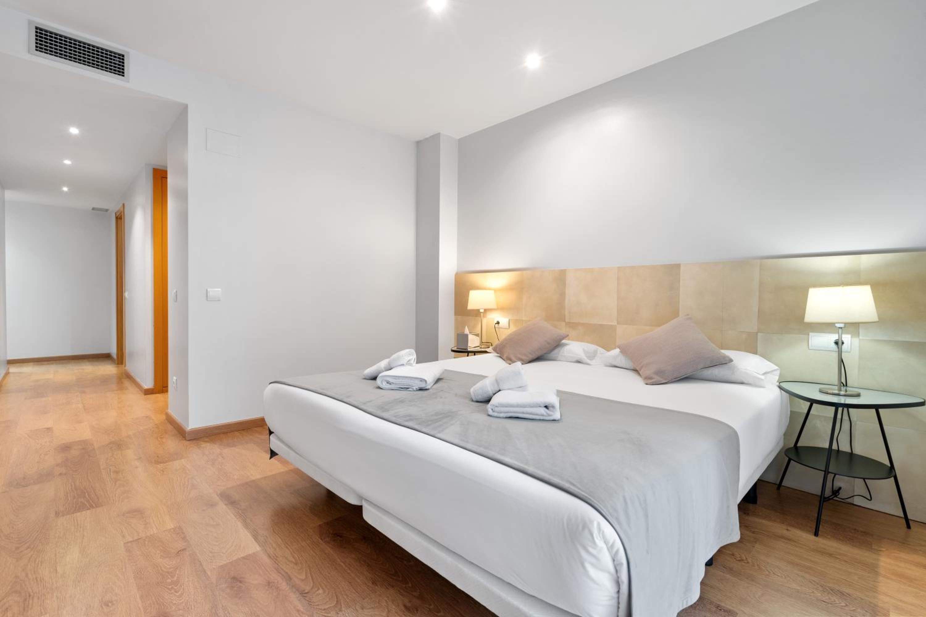 4 Bedroom Duplex Apartment  photo 3
