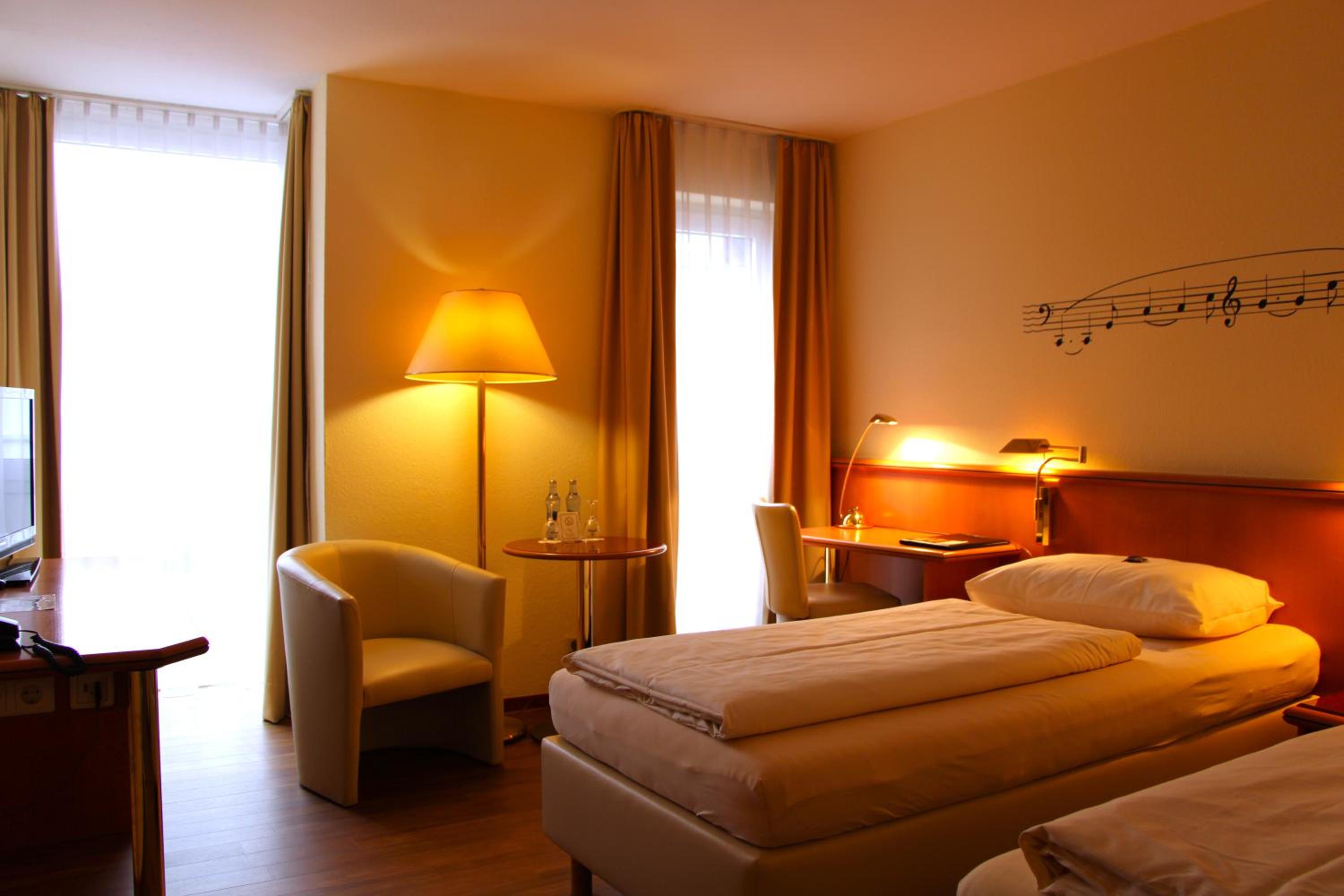 Single Room photo 2