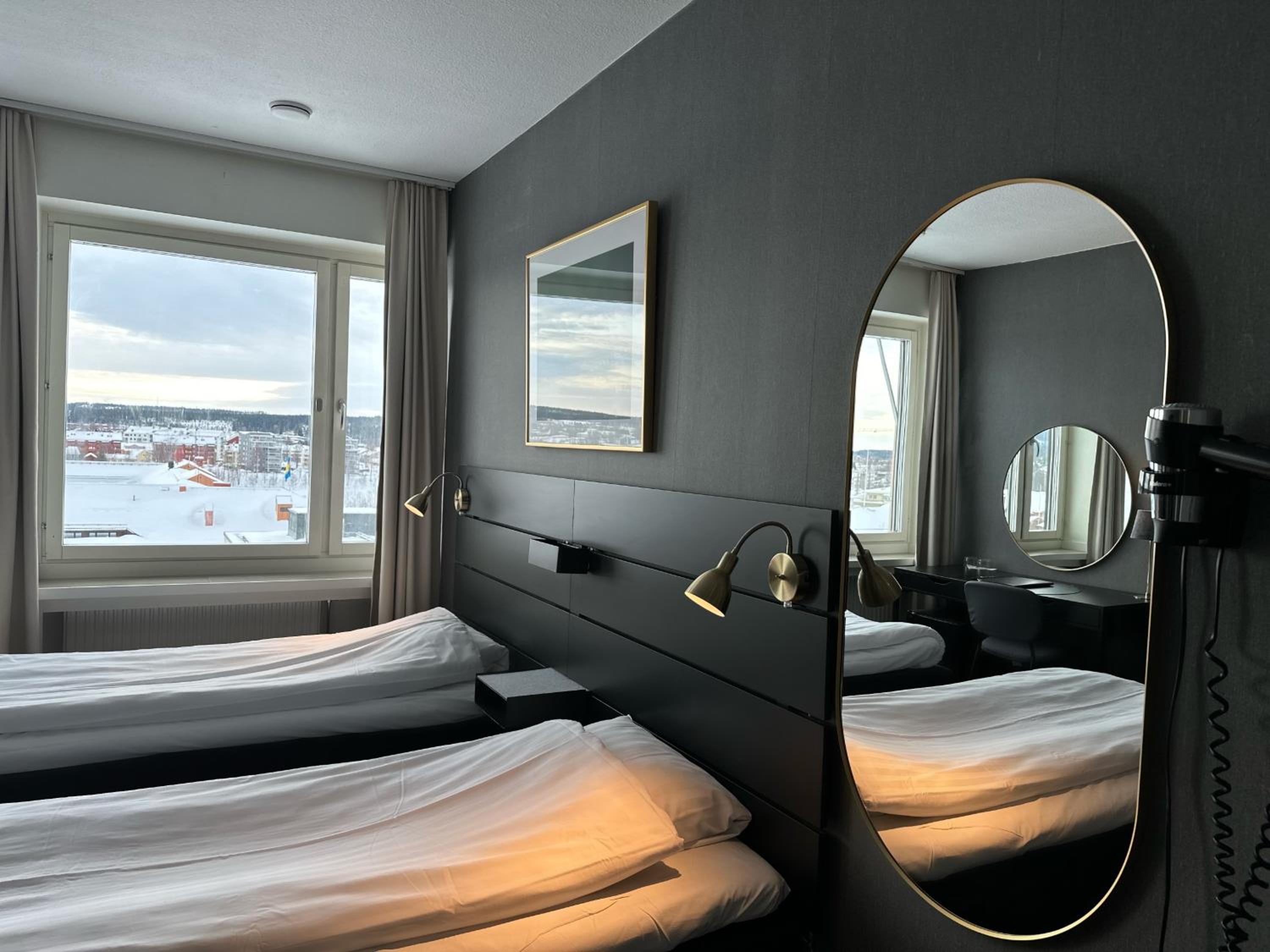 Large Double or Twin Room photo 3