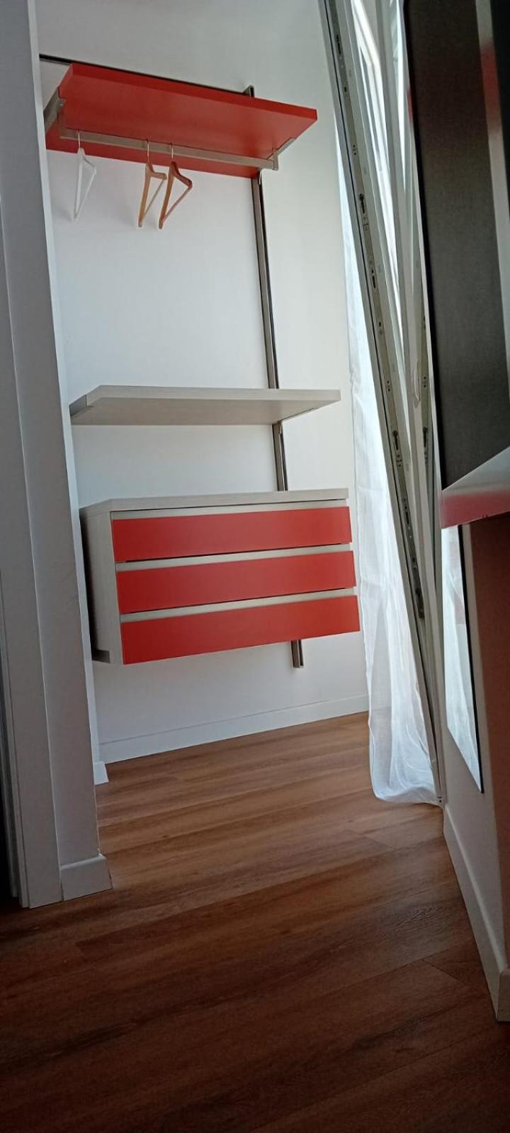 Large Single Room
