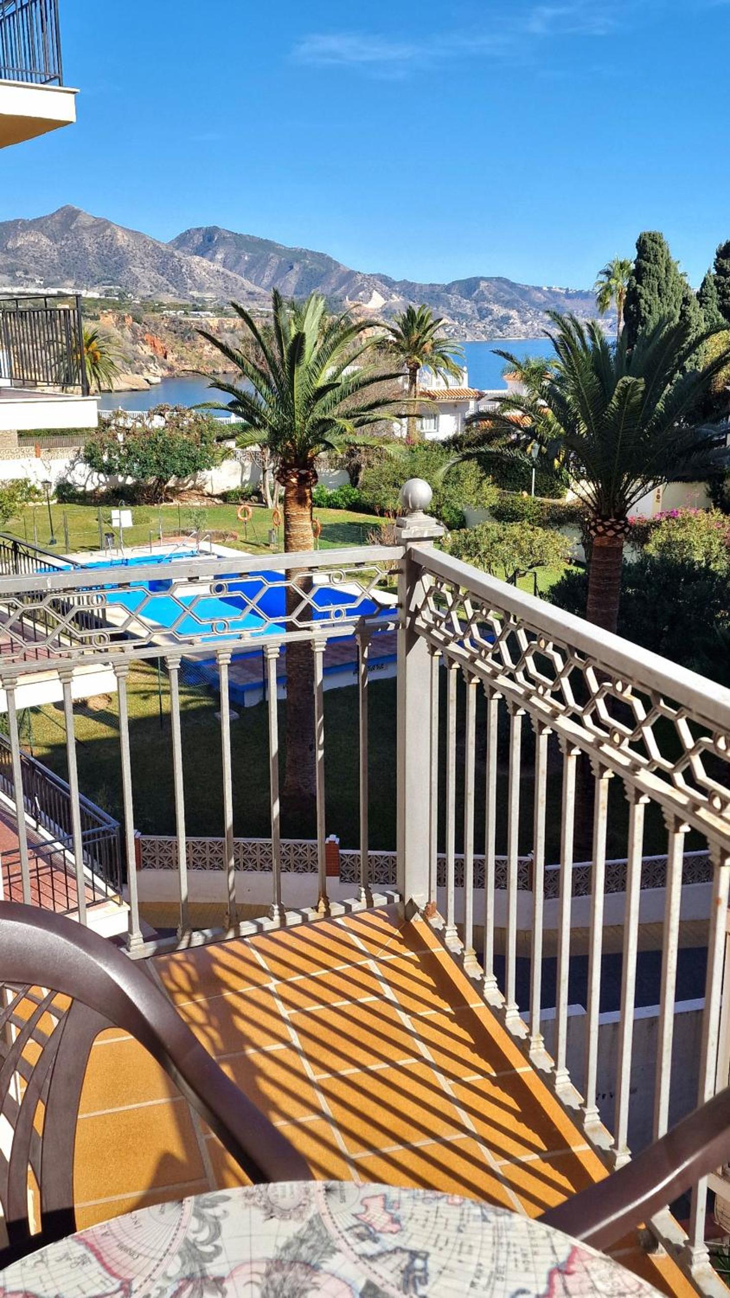 Deluxe Apartment with Sea Views photo 3