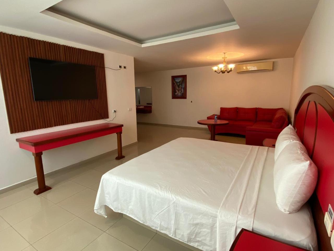 Suite photo 1