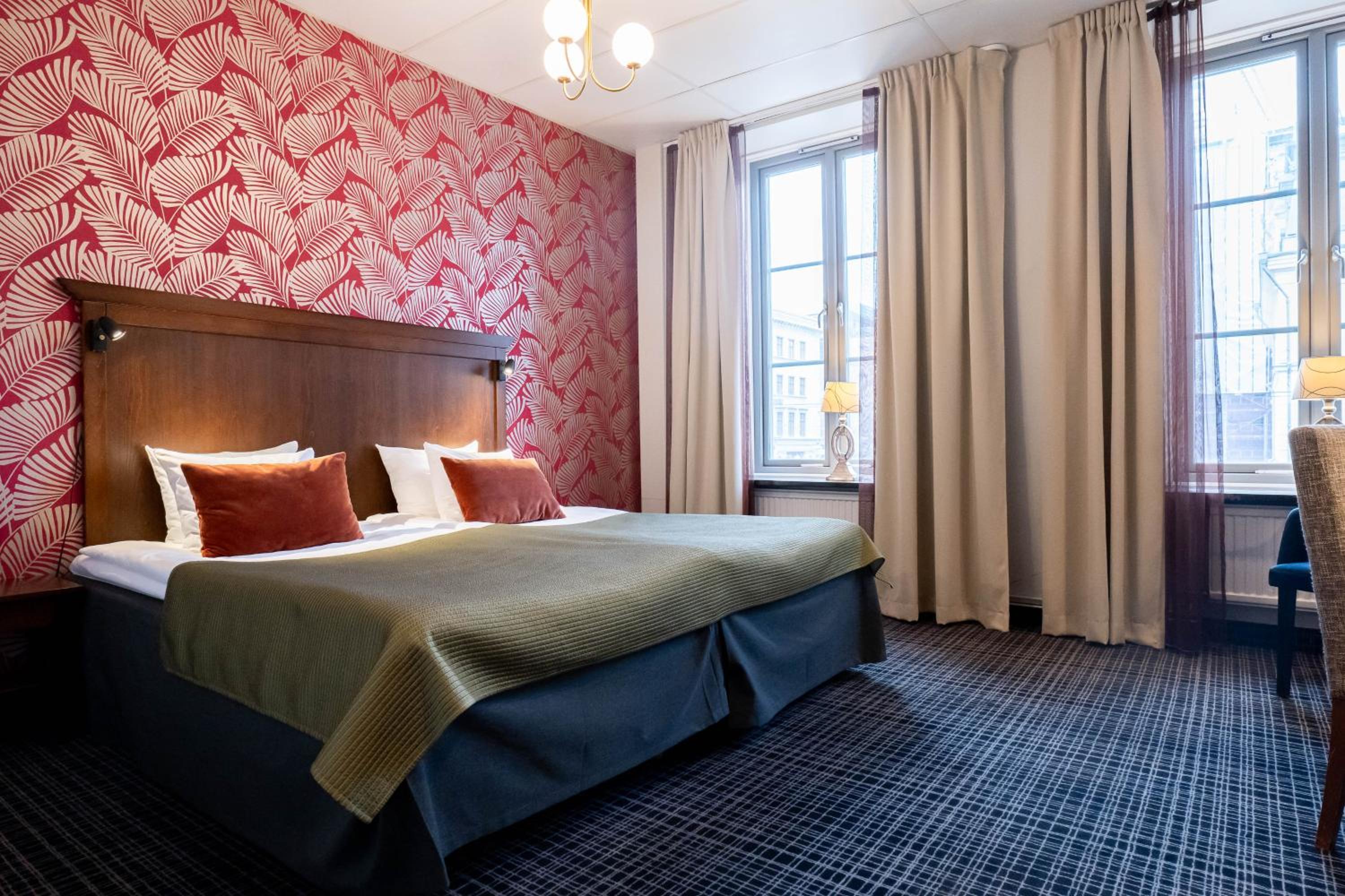 Classic Twin Room - Photo 2