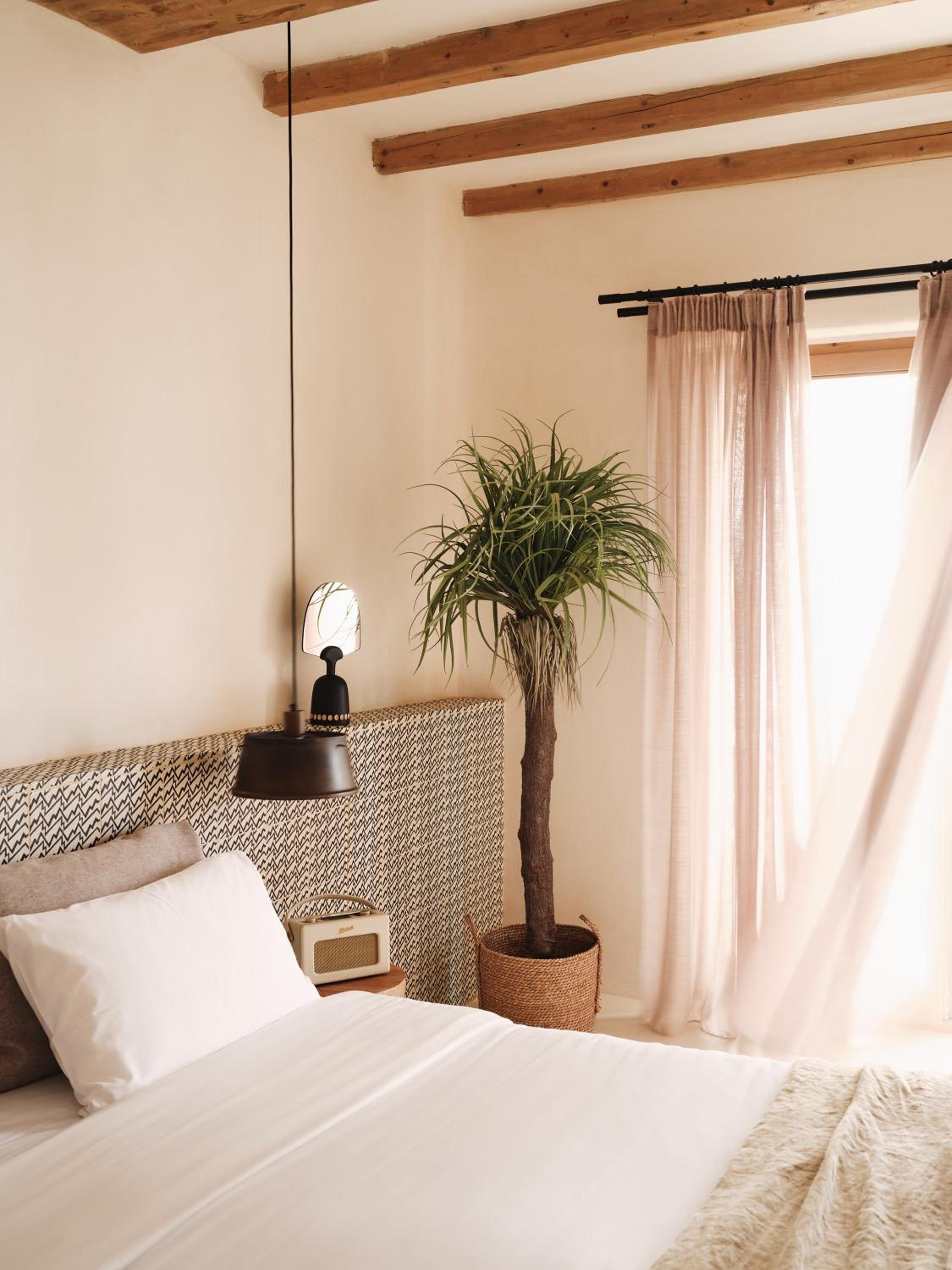 Junior Suite with Sea View - Photo 8