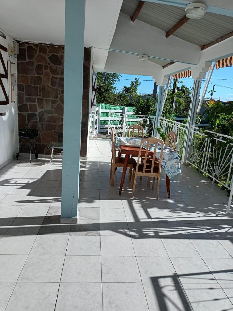 One-Bedroom House photo 3