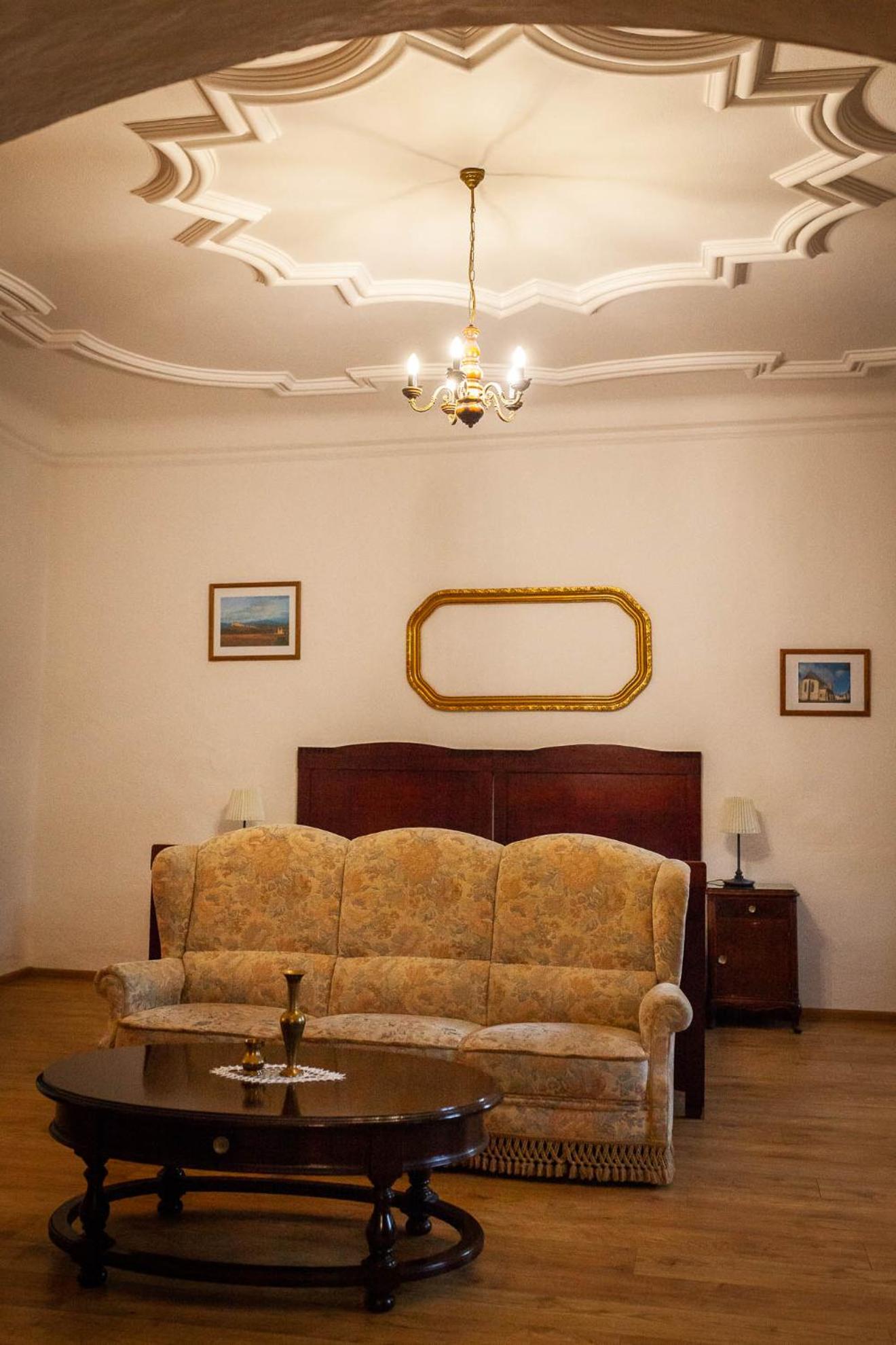 Suite photo 1