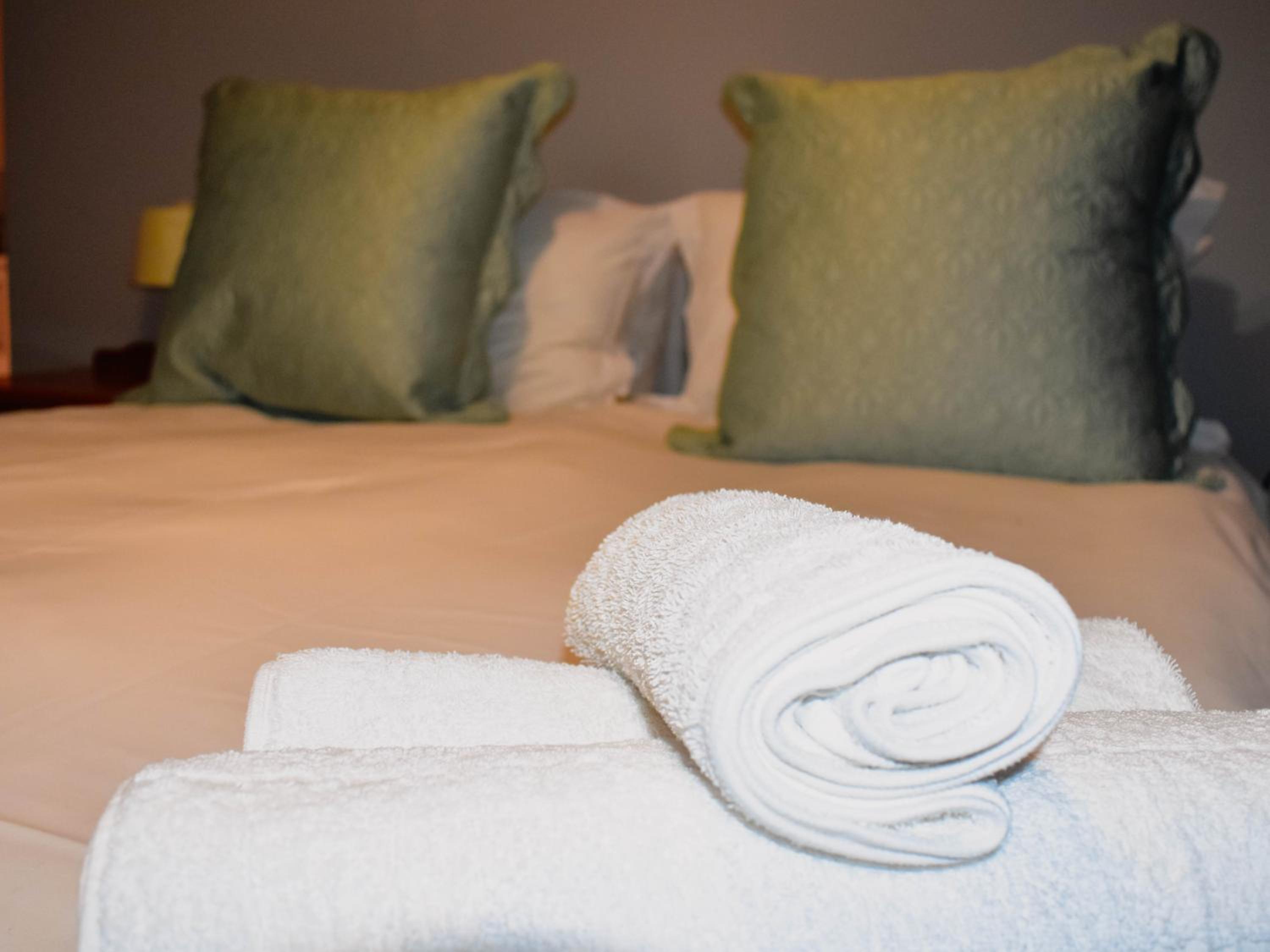 Deluxe Double Room with Patio photo 3