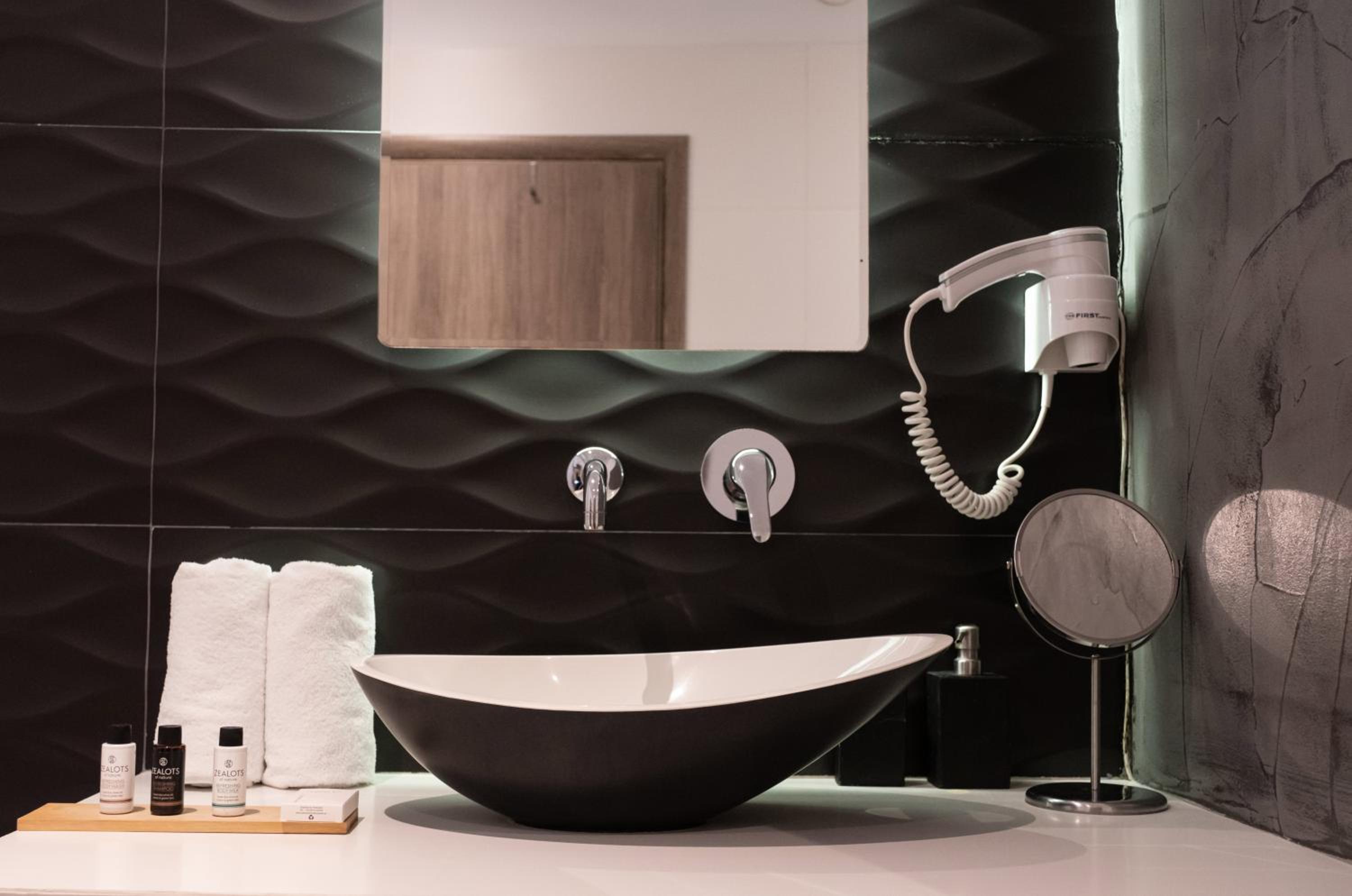 Junior Suite - Photo 13