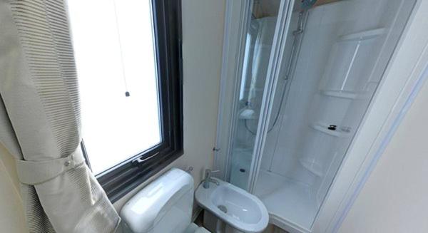 Mobile Home photo 2