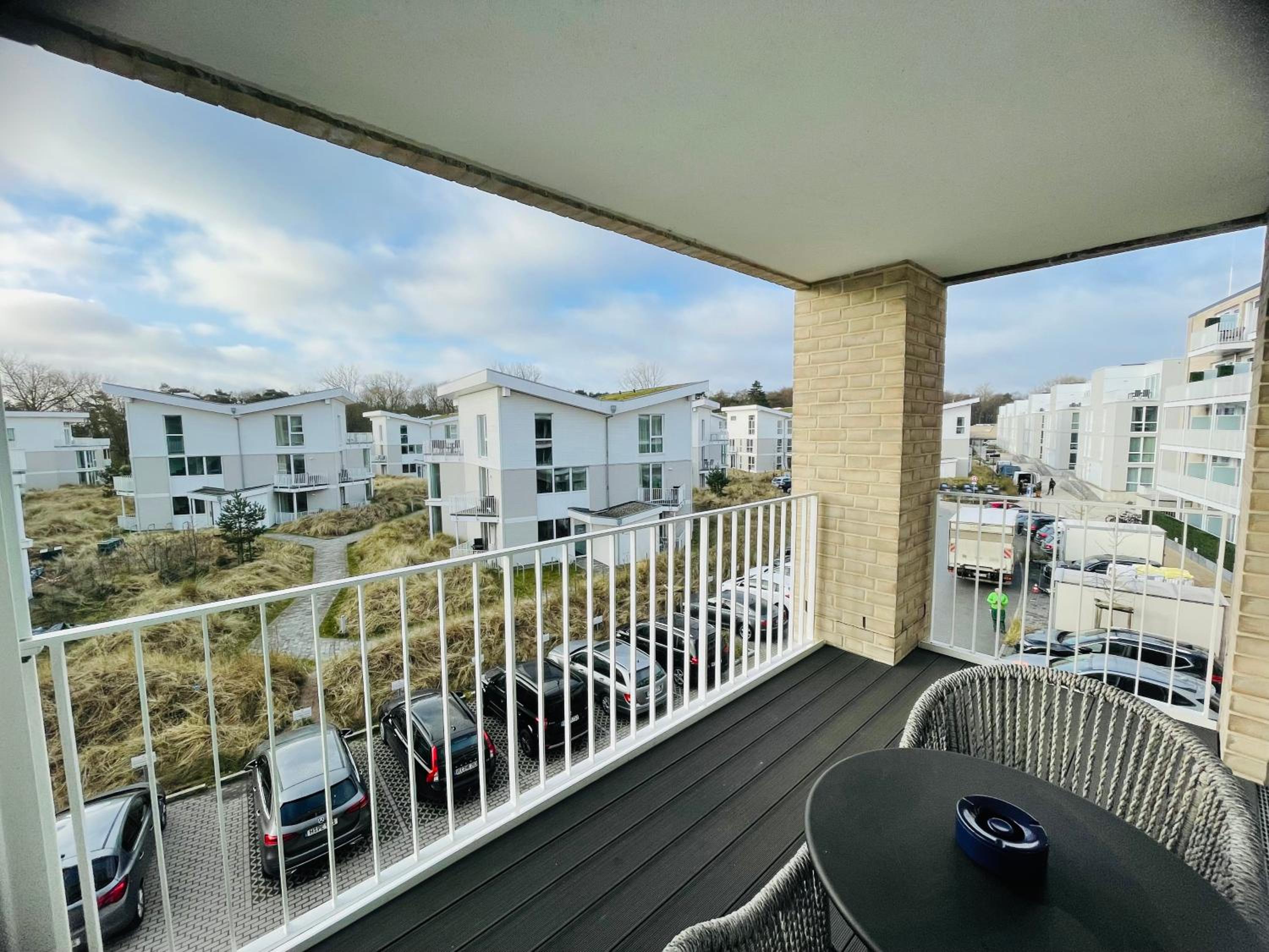 Comfort Double Room with Balcony thumbnail 6