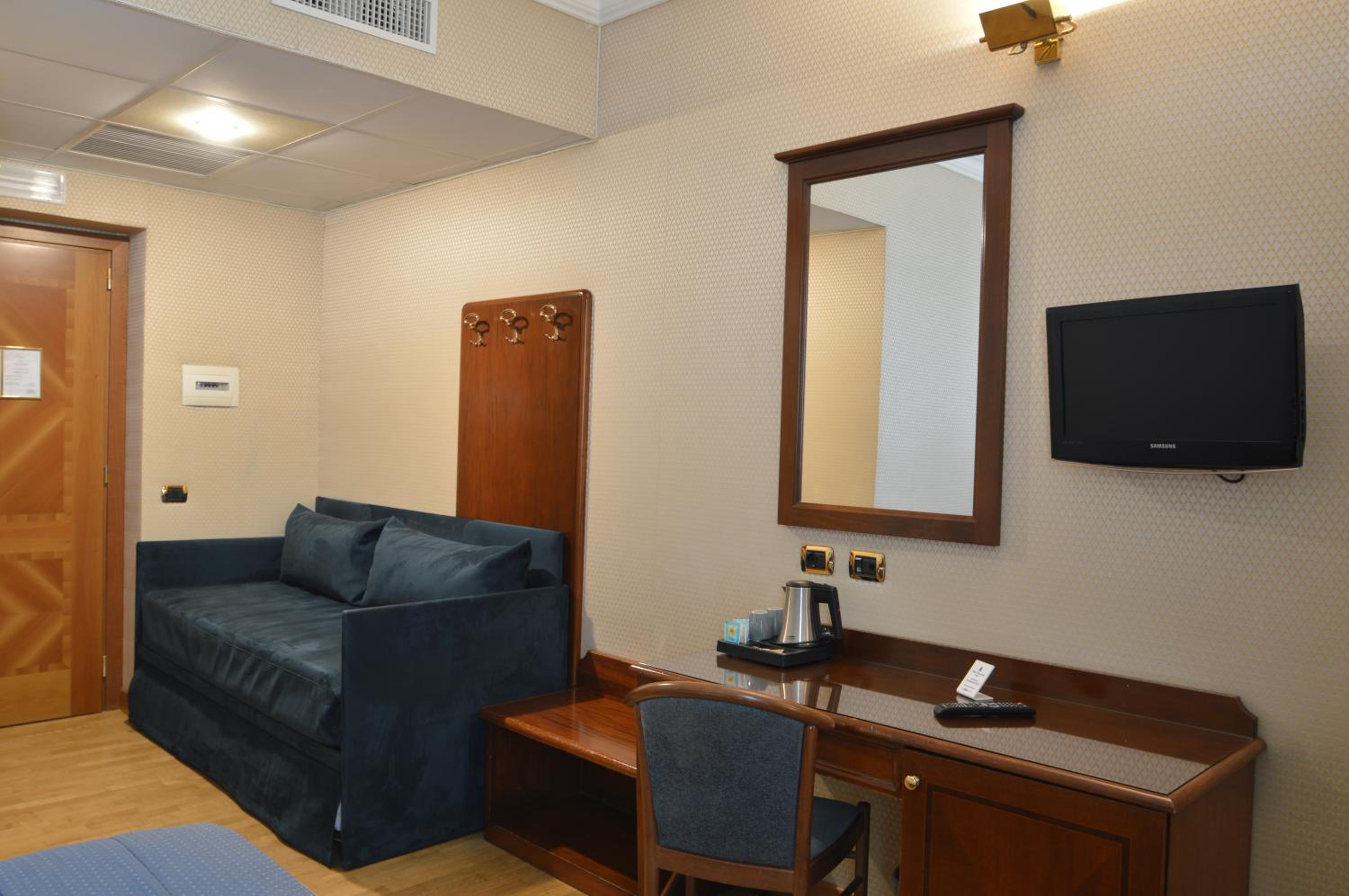 Superior Triple Room
