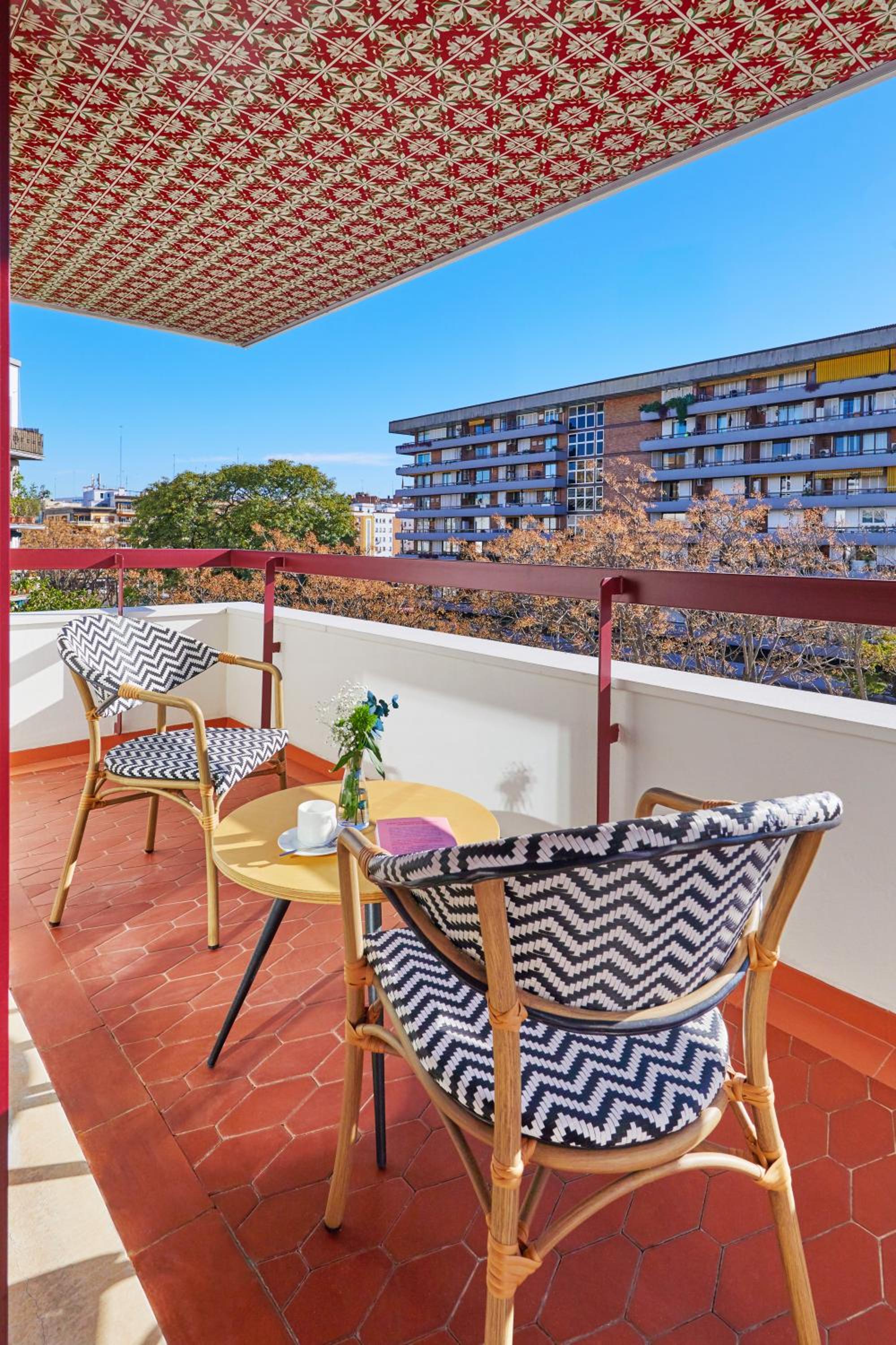 Comfort Double Room with terrace and city views - Photo 7