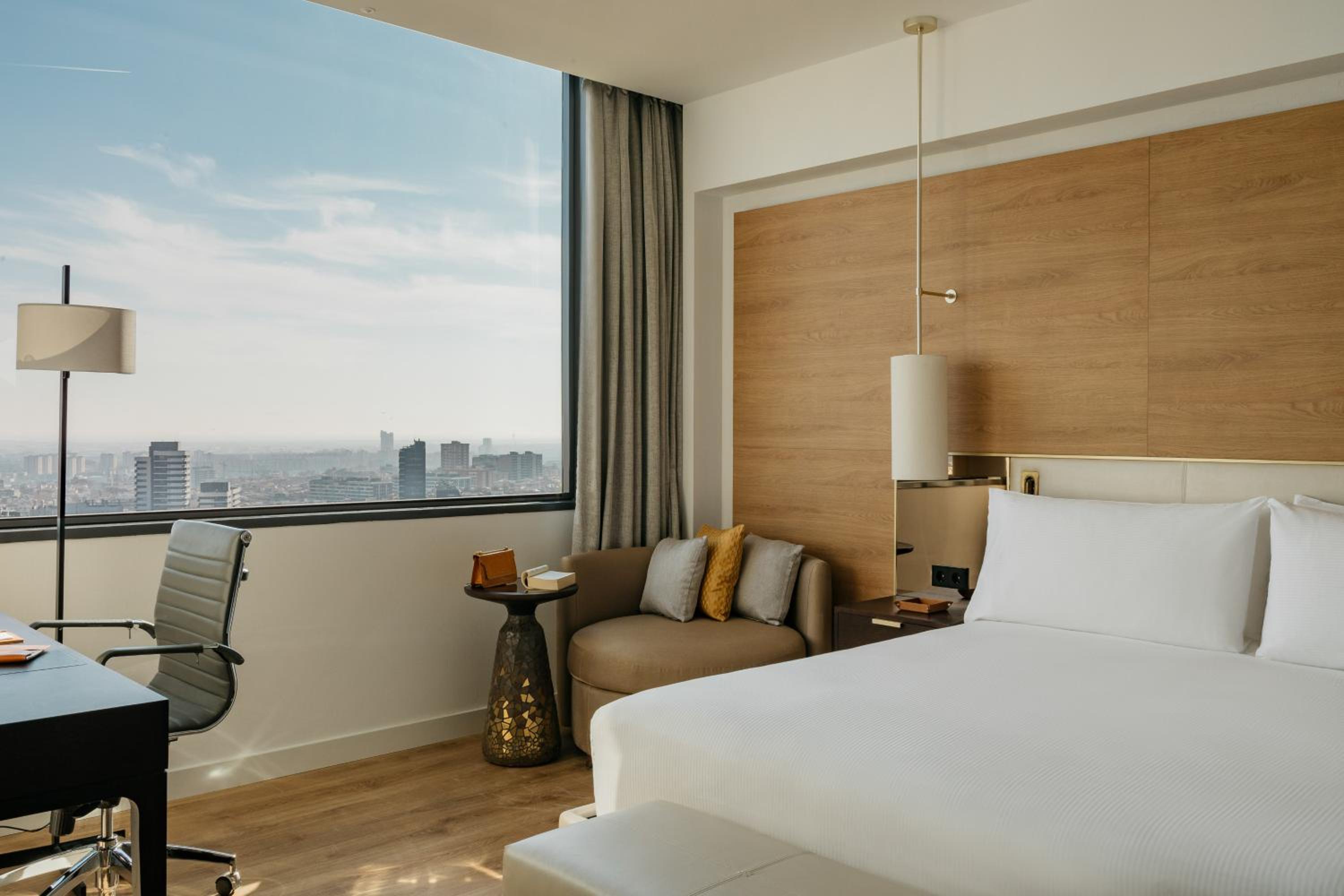 Red Level Three Bedroom Presidential Suite
