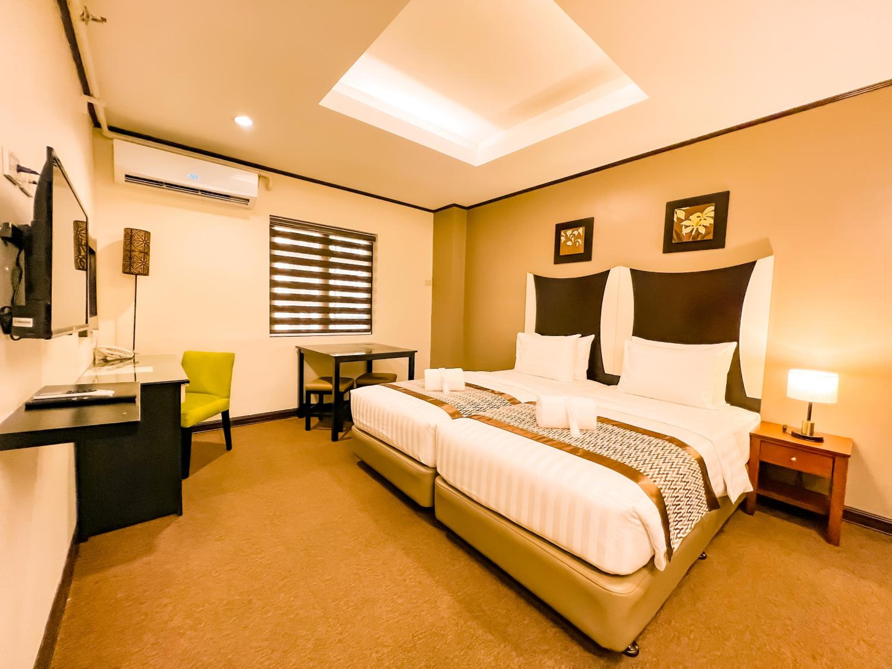 Deluxe Twin Room - Photo 1