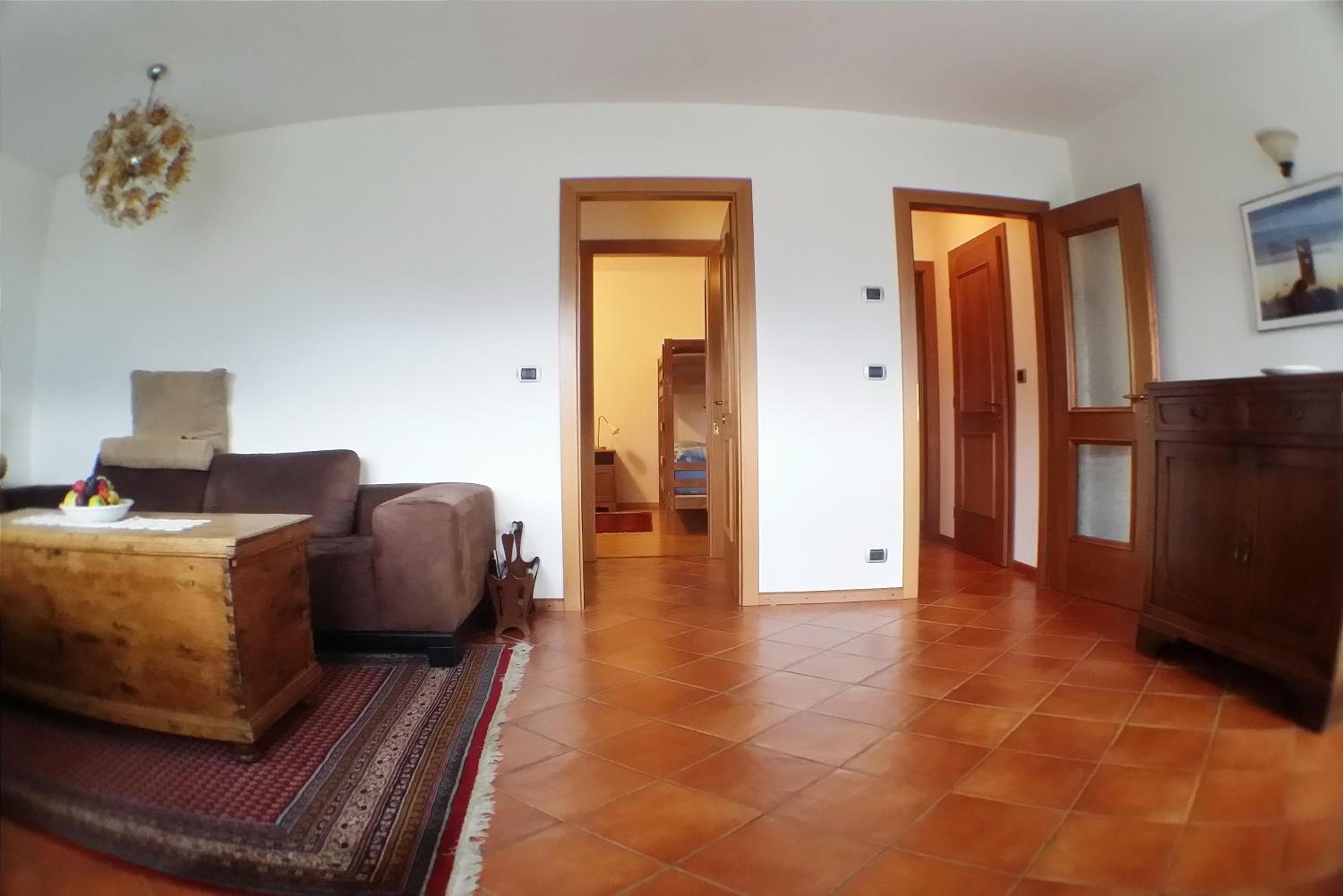 Quadruple Room with Private Bathroom photo 3