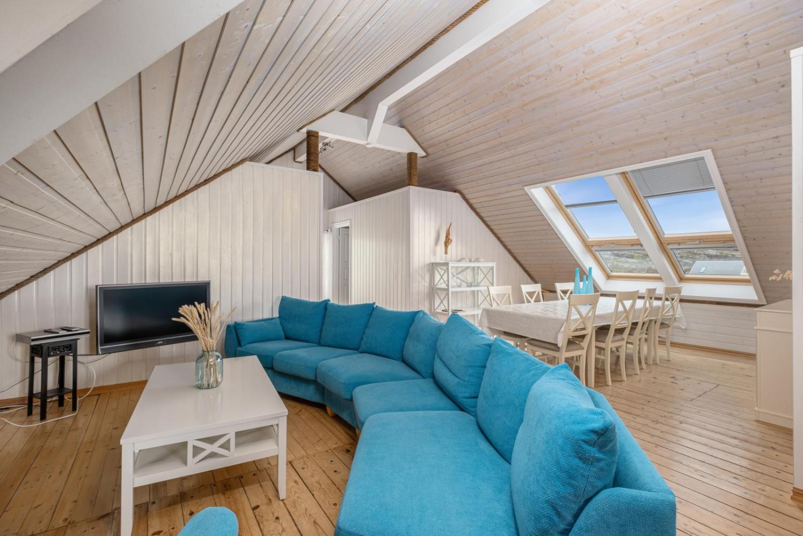 Penthouse Apartment photo 2