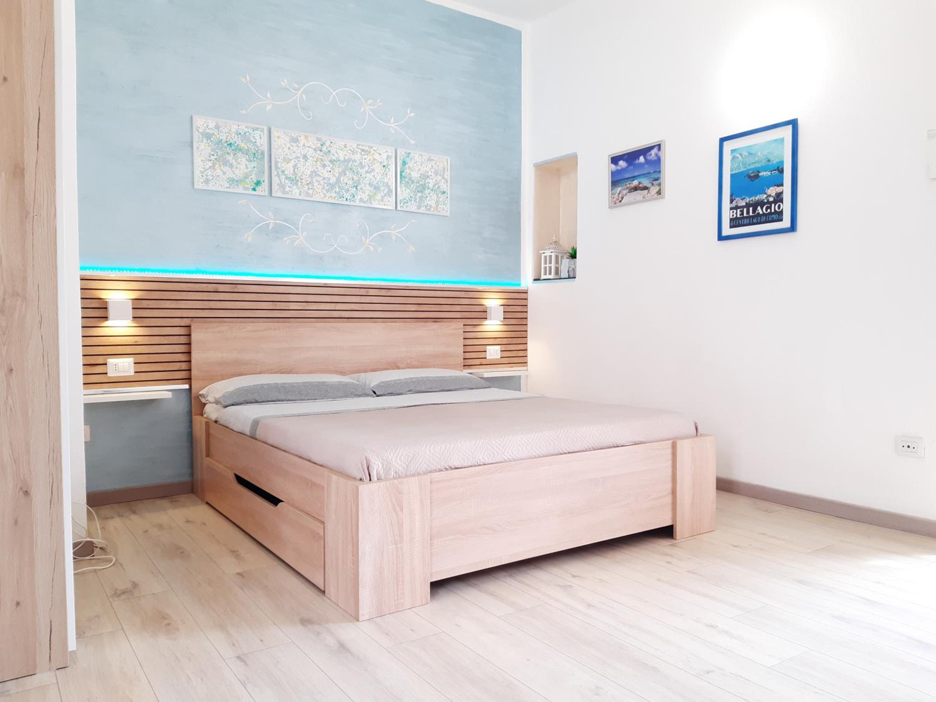 One-Bedroom Apartment with Sea View