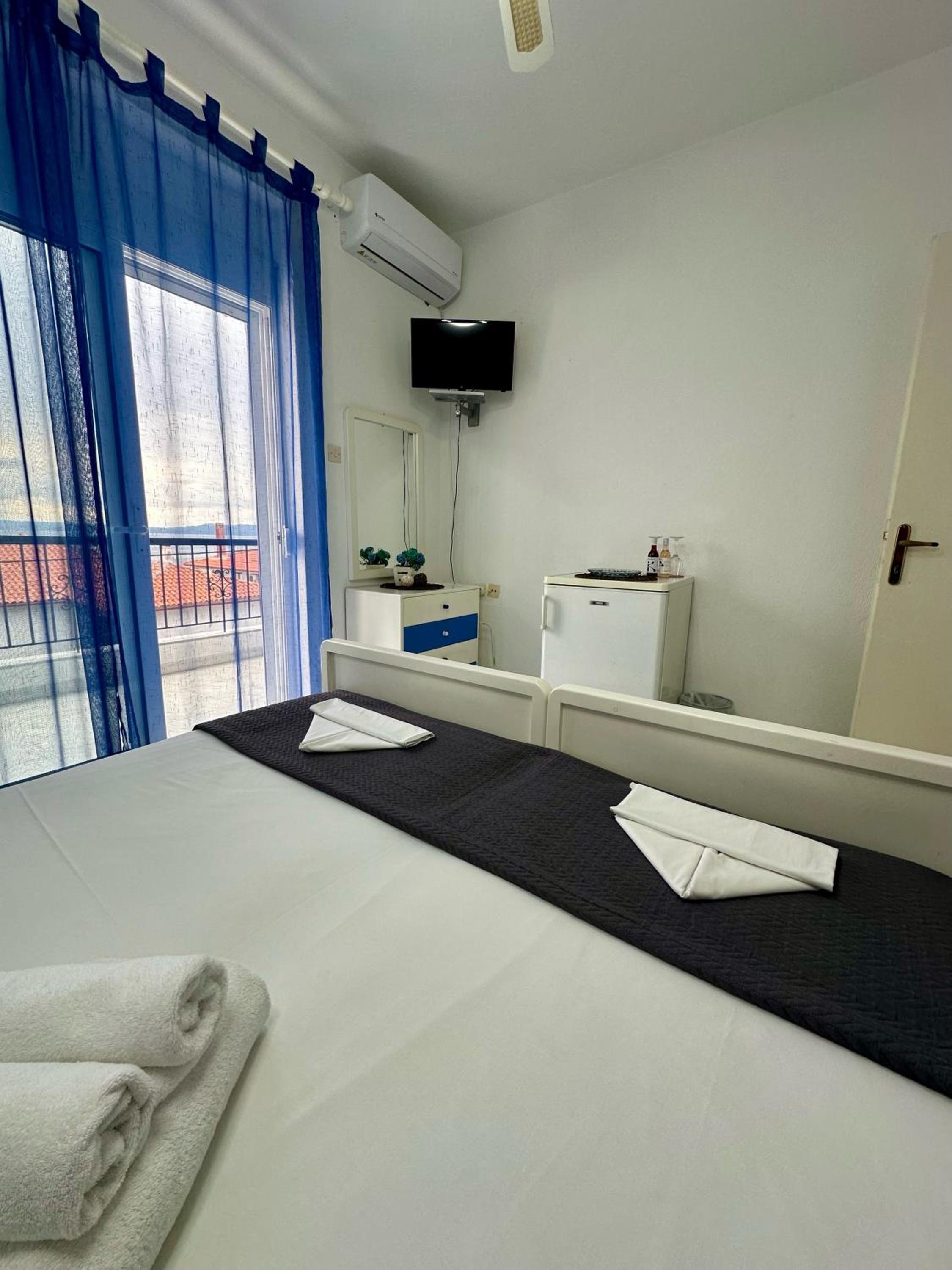Double Room with Balcony photo 2
