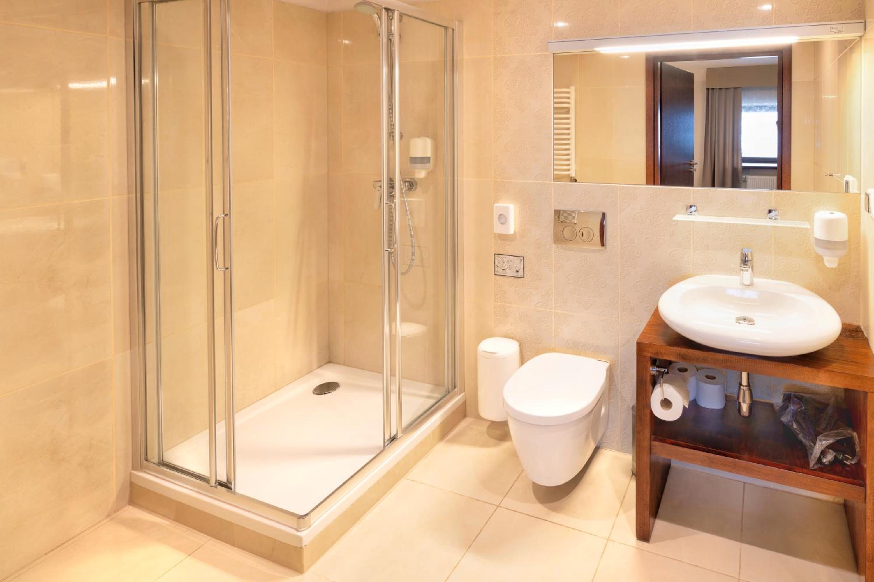 Twin Room - Photo 6