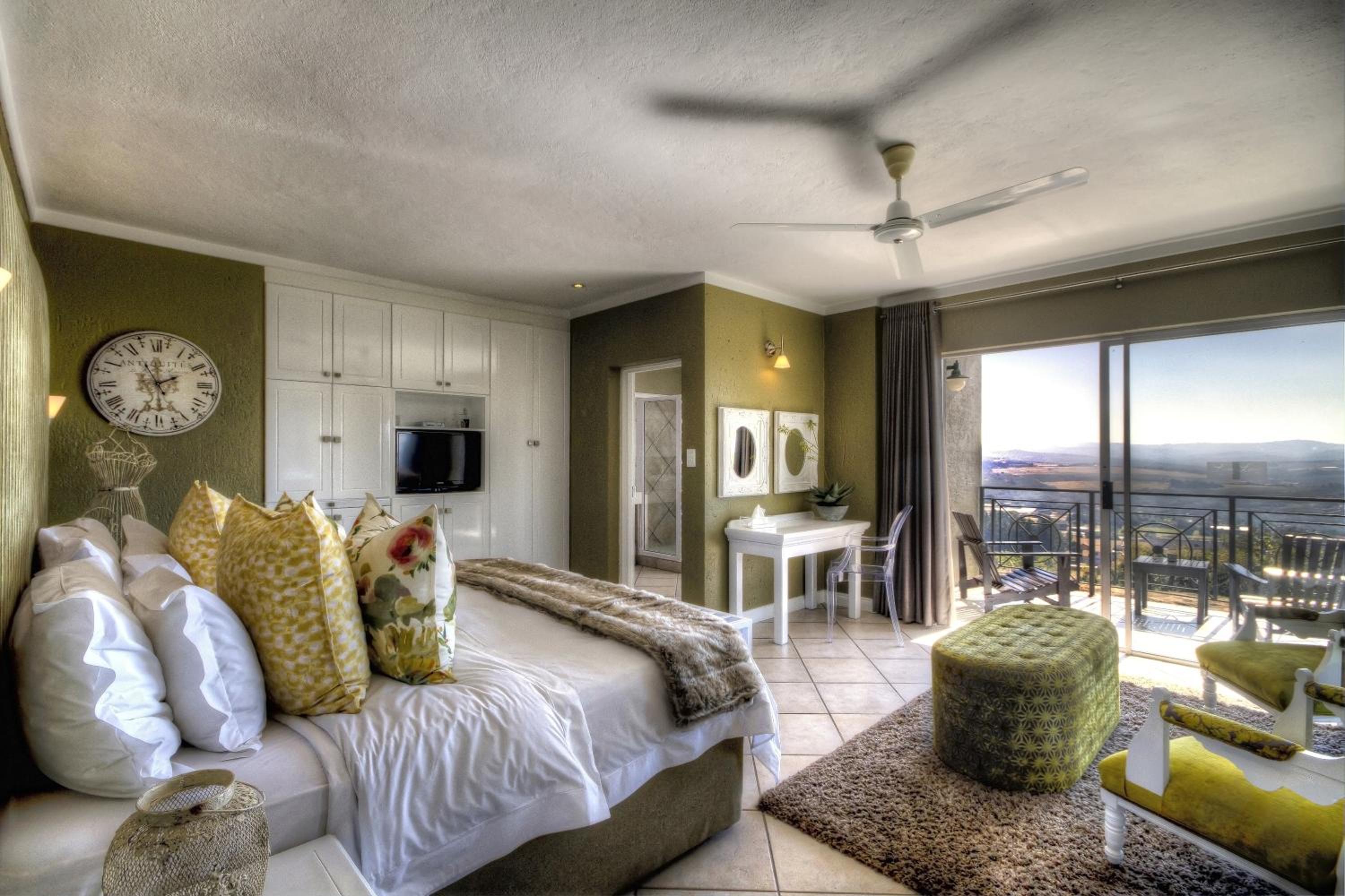 Executive suite - Balcony with view photo 2