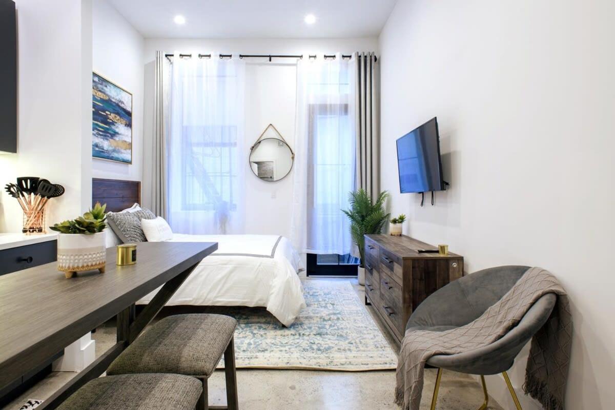 Apartment photo 2