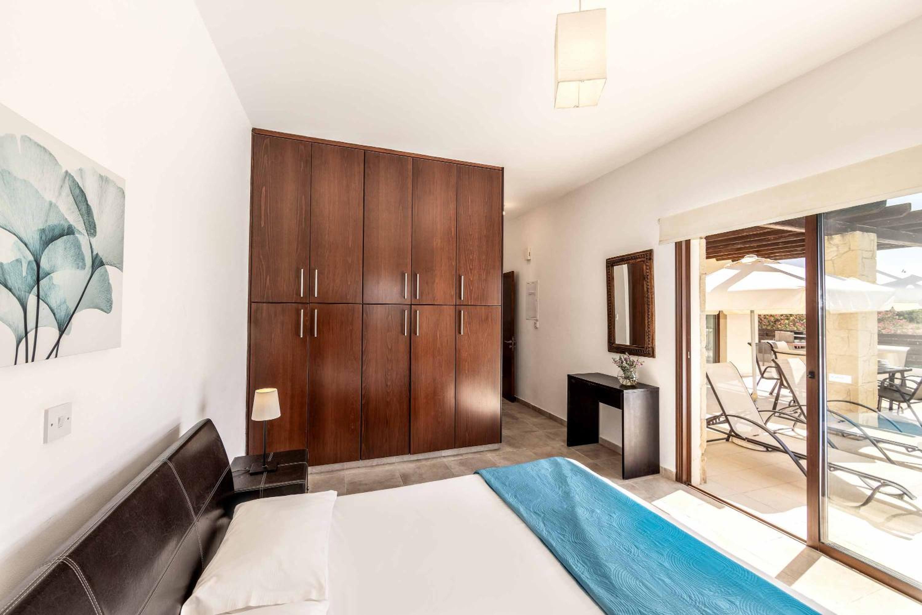 Villa photo 1