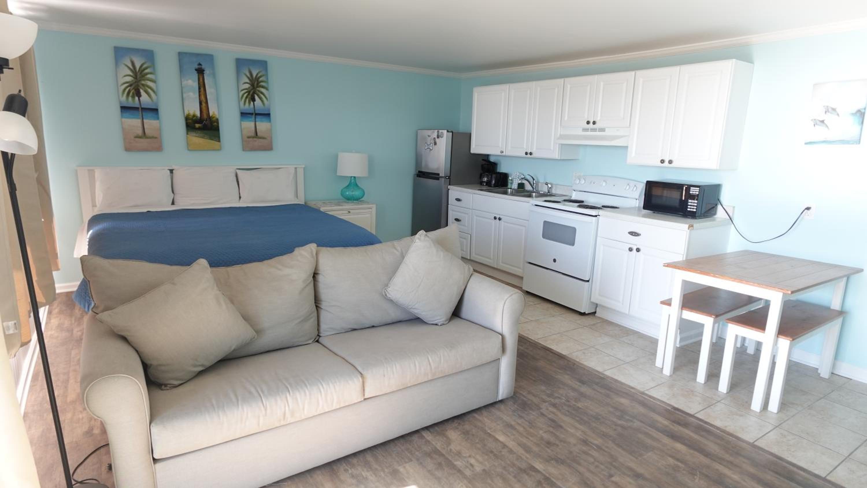 Deluxe King Suite