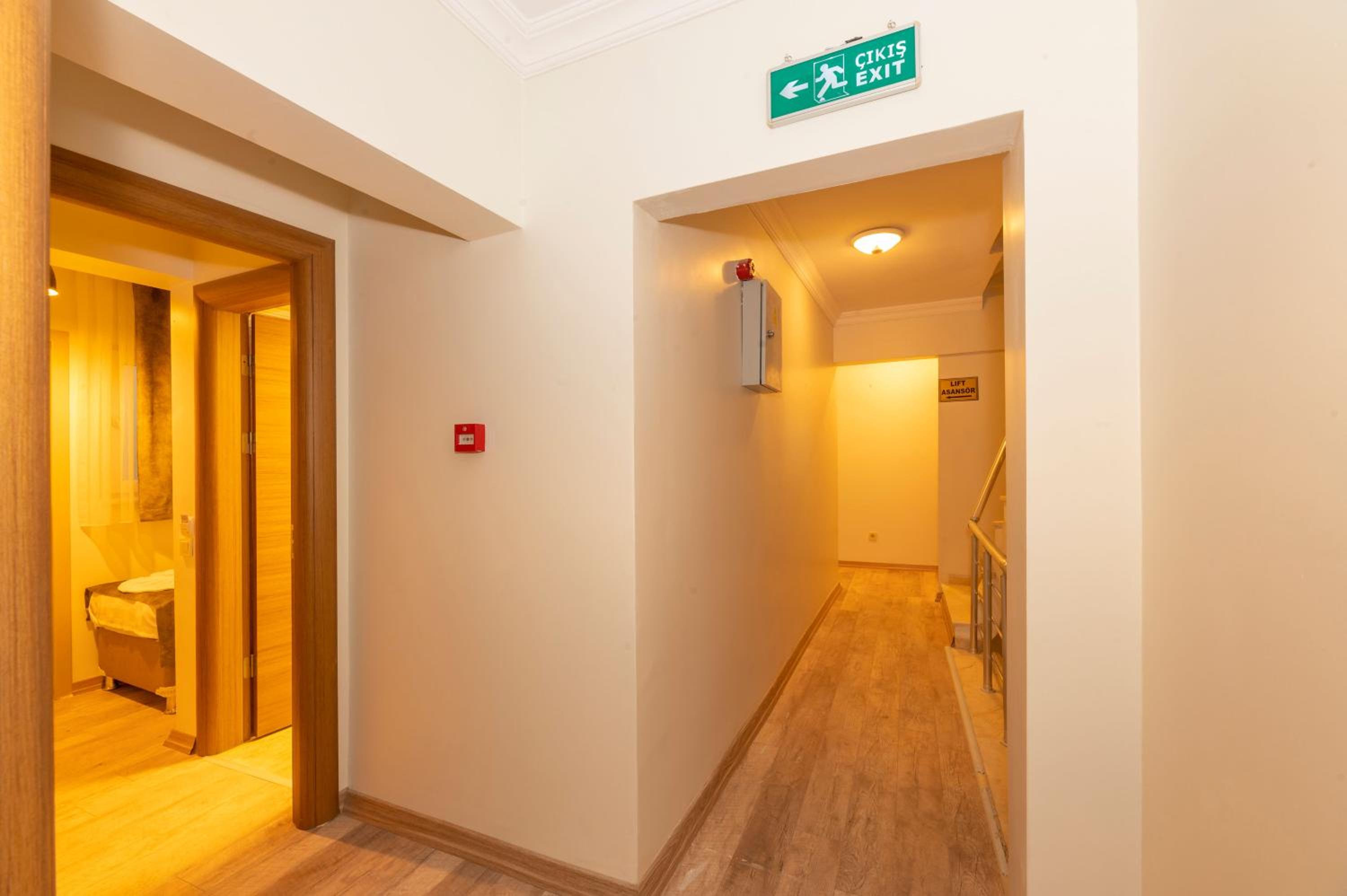 Budget Single Room photo 2