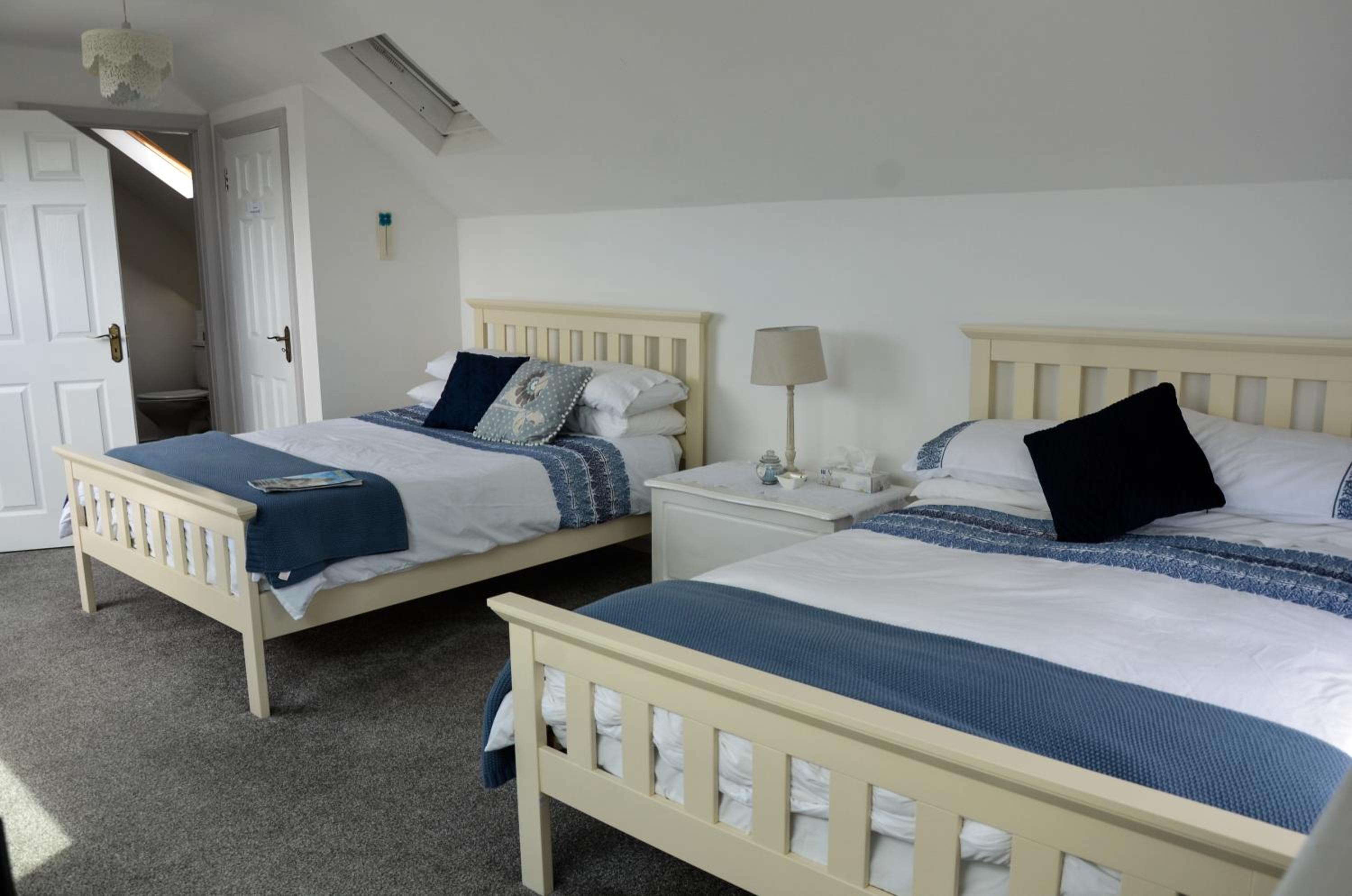 Double or Twin Room photo 2