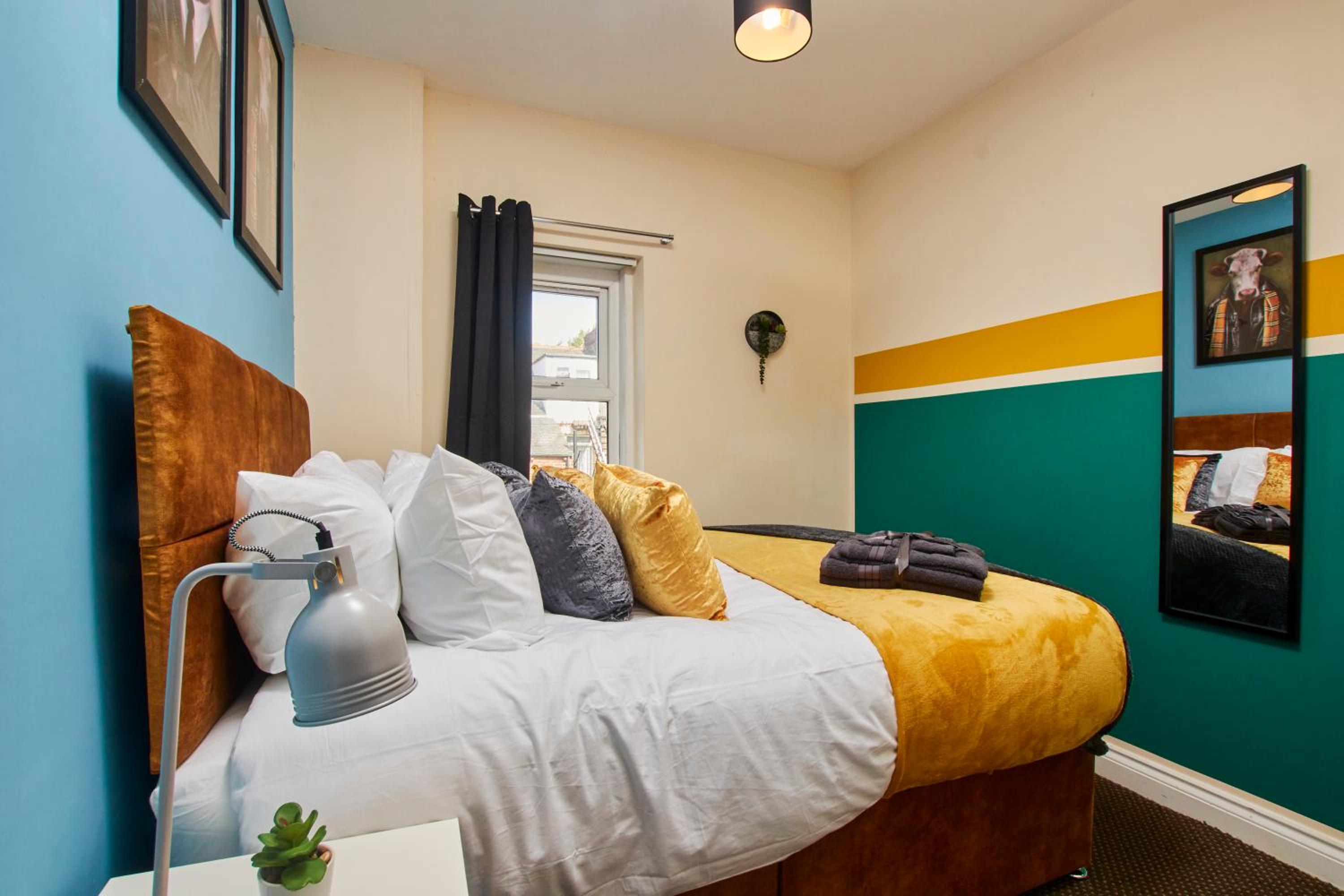Apartment photo 1