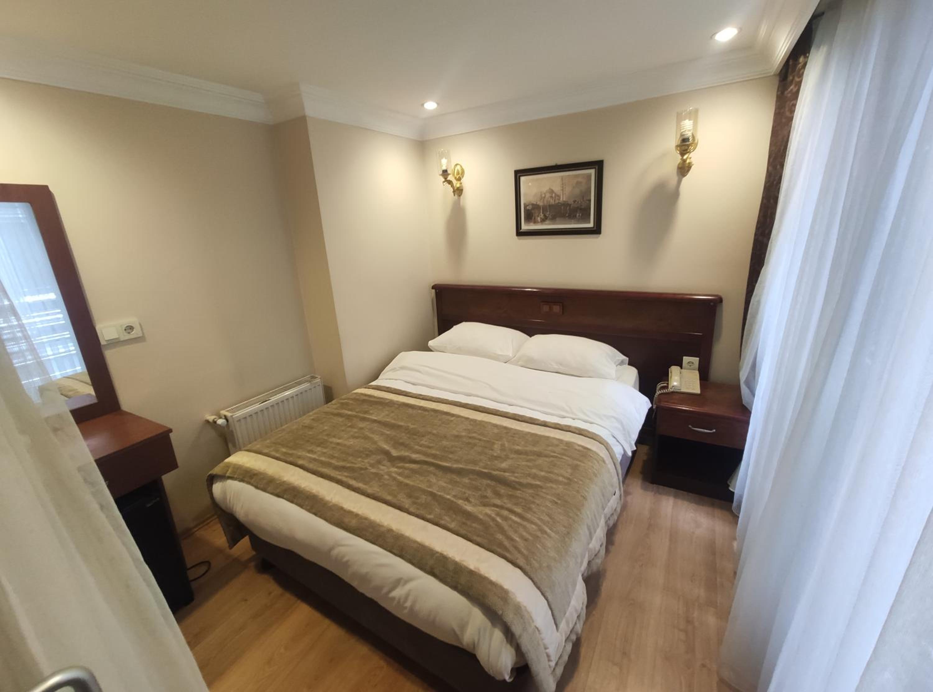Single Room photo 2