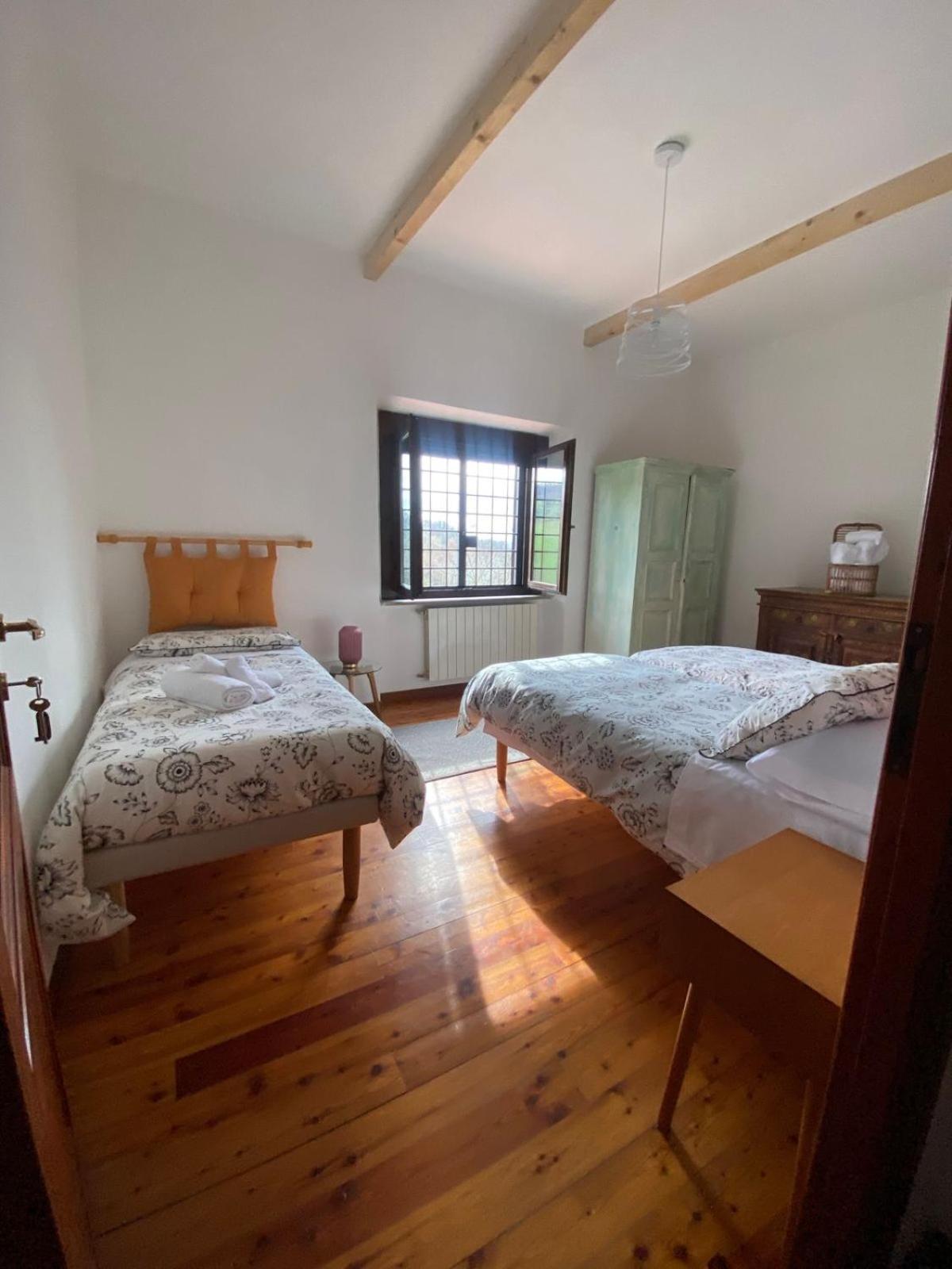 Triple Room With Bathroom photo 2