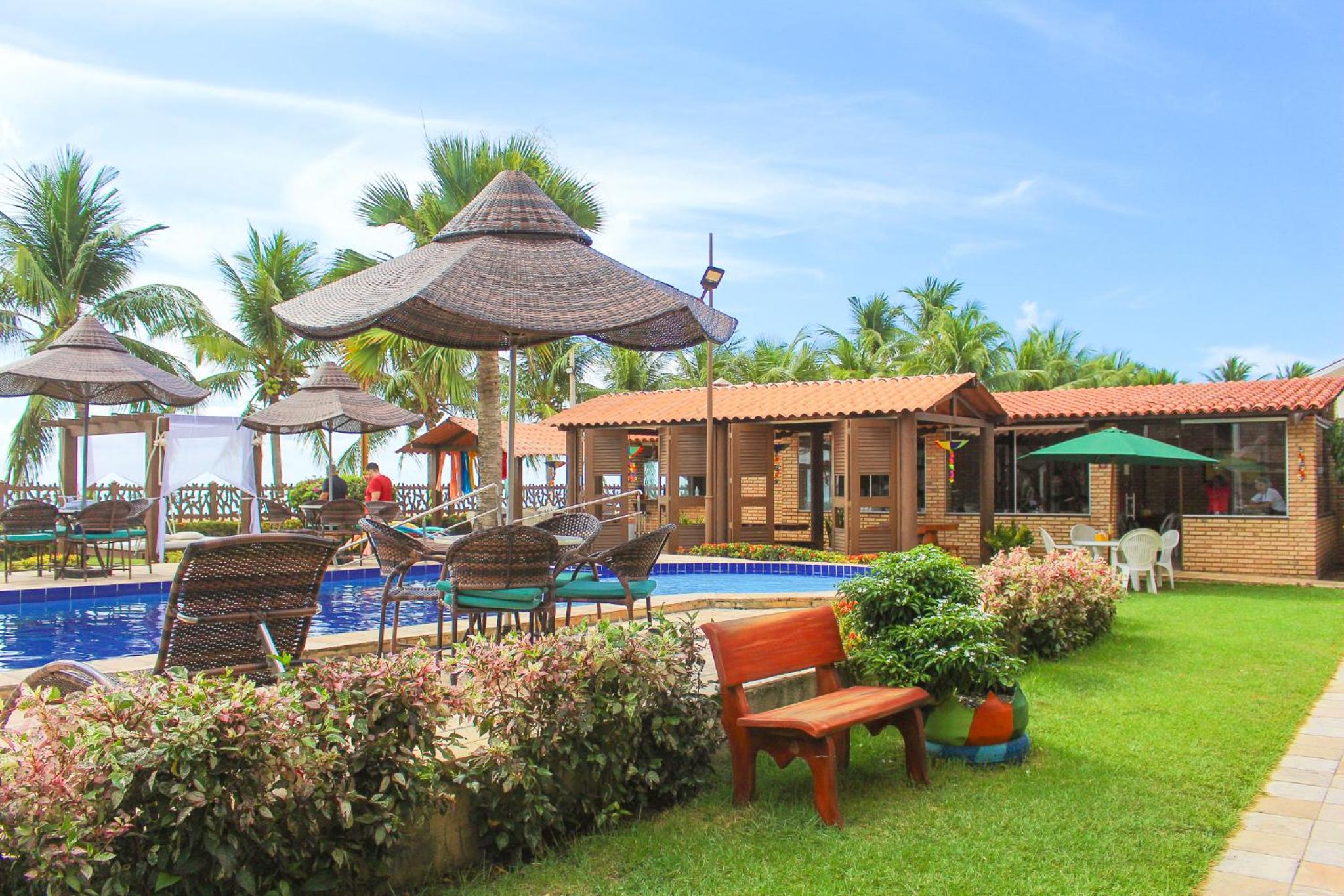 Triple Room with Pool View photo 2