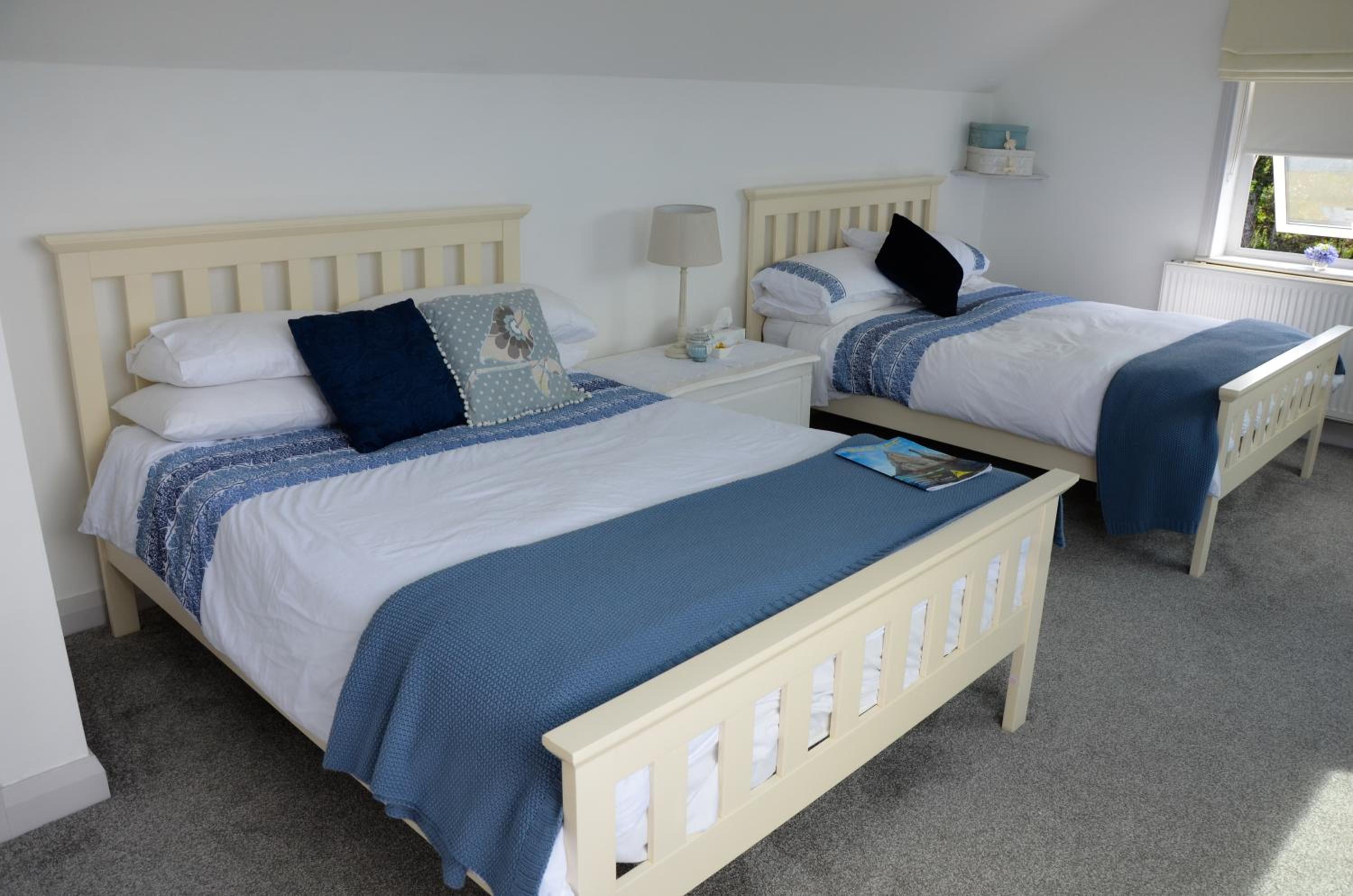 Double or Twin Room photo 3